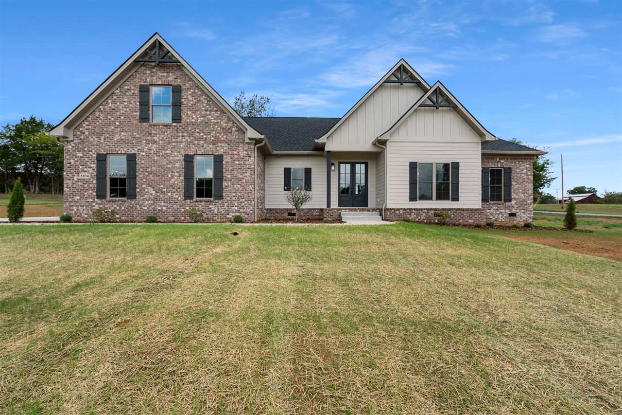 1704 Hazel Farms Lane — photo
