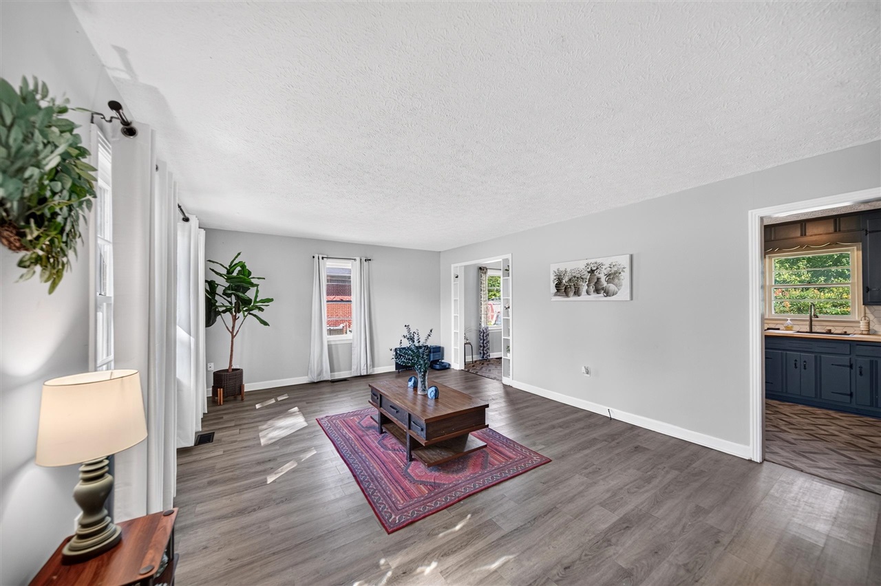804 Henry Street — photo