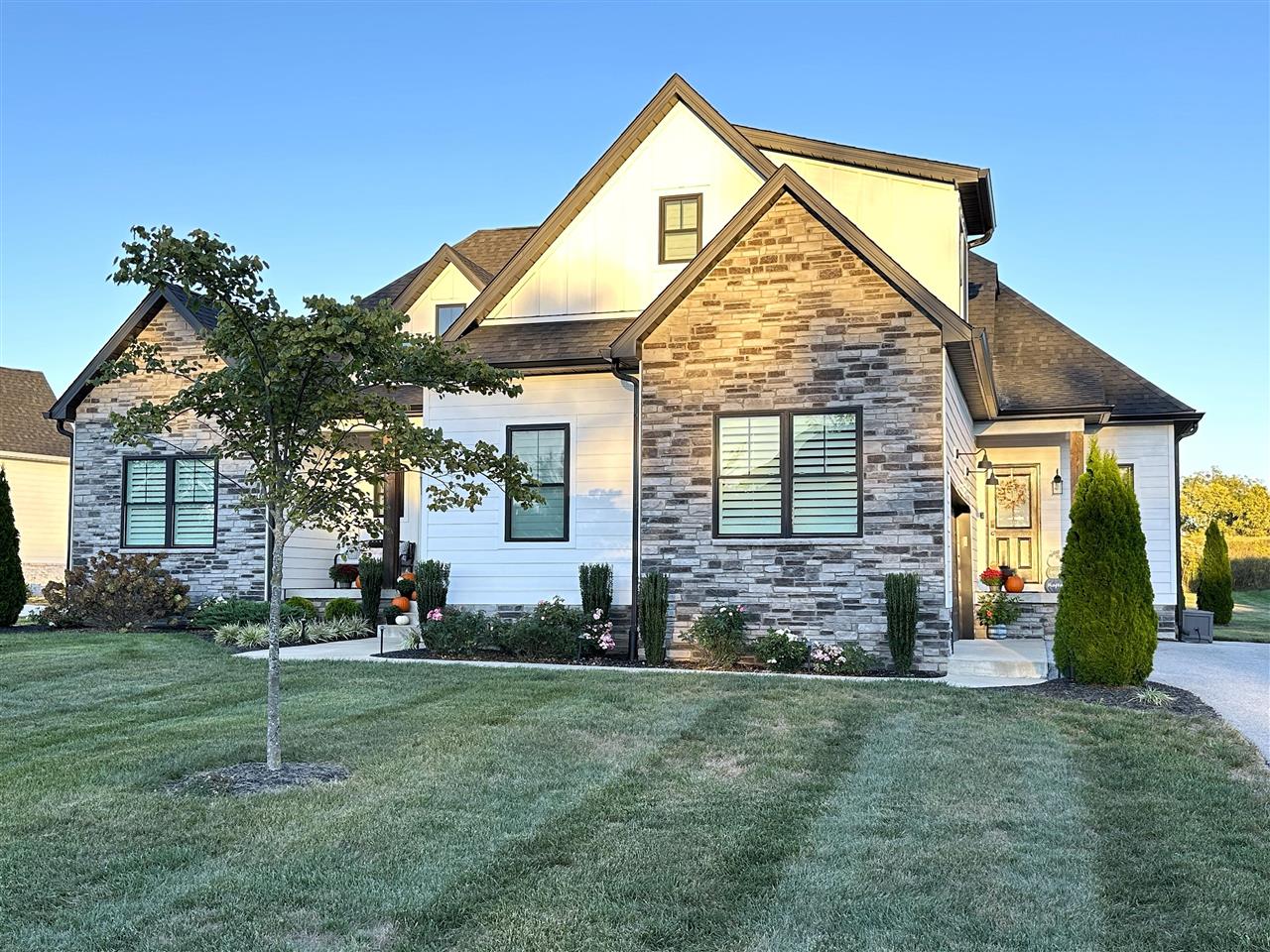 9229 Poplar Grove Court — photo
