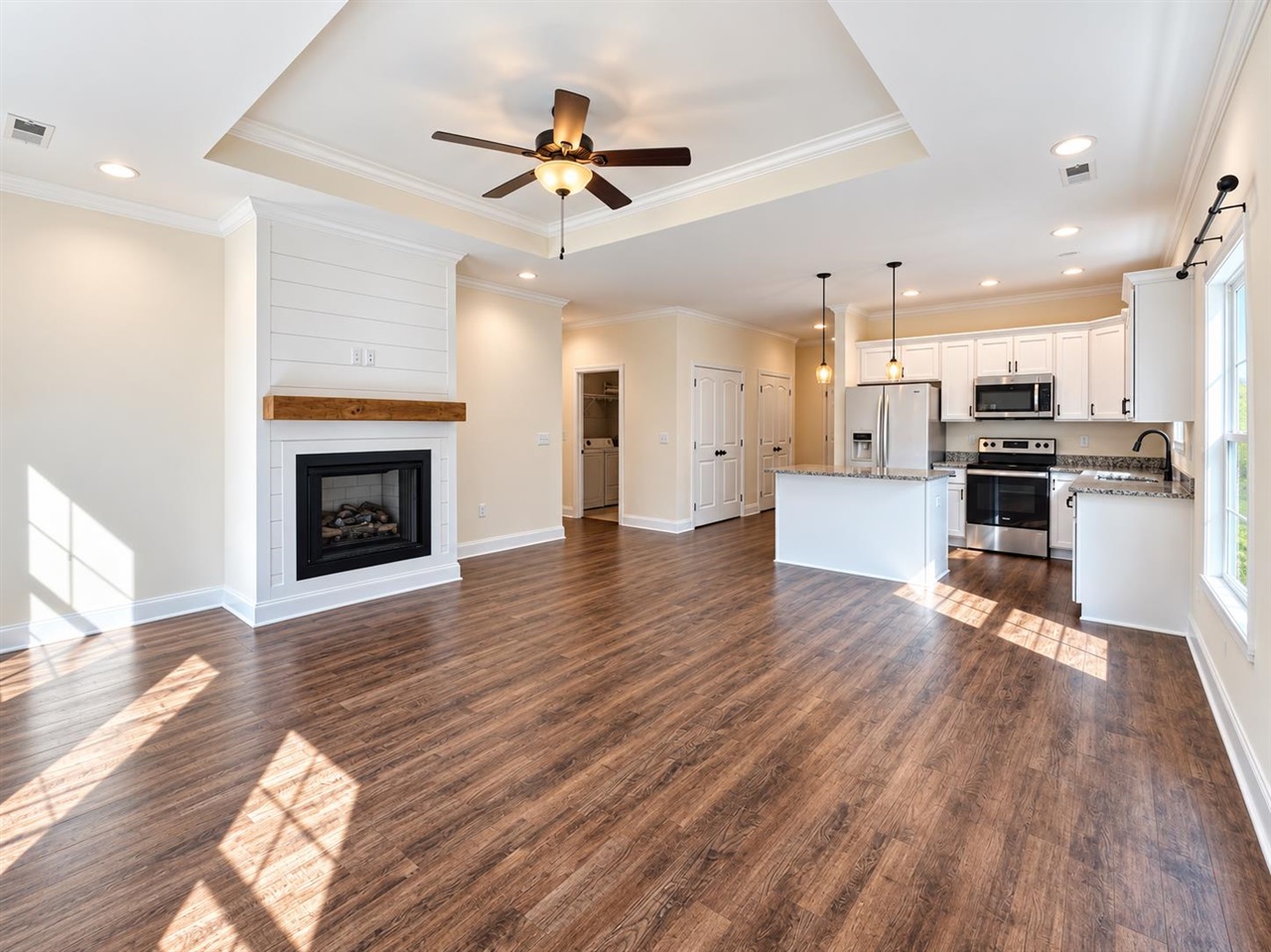 1217 County House Lane — photo