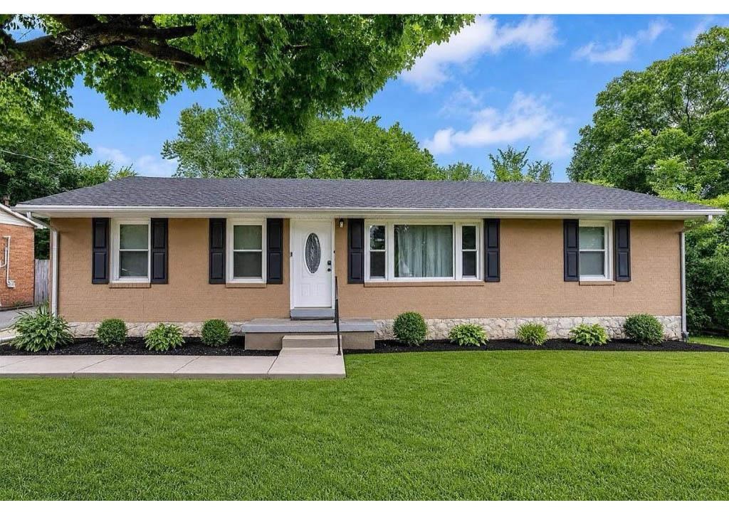 1424 Longview Drive — photo