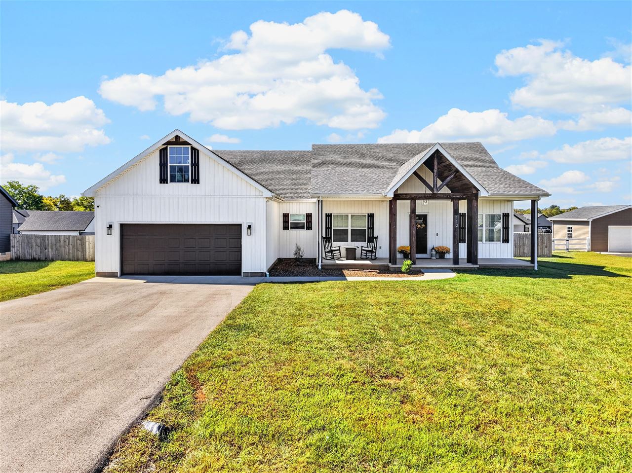 112 McCutchen Court — photo