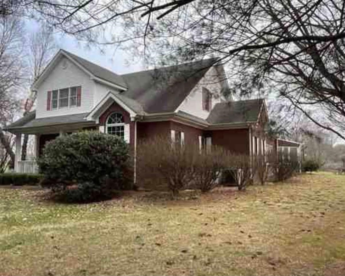 530 Hunts Lane — photo