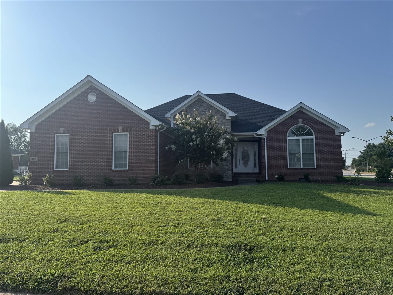 309 Eureka Way — photo