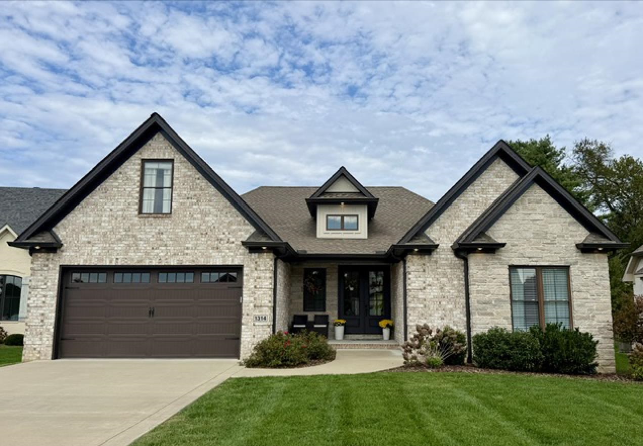 1314 Burr Oaks Court — photo