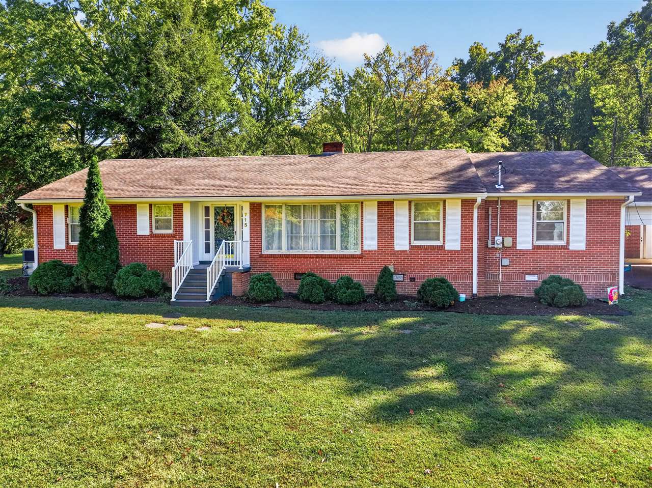 715 Crittenden Circle — photo