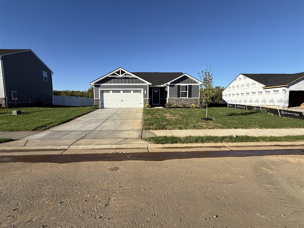 202 Memphis Drive — photo