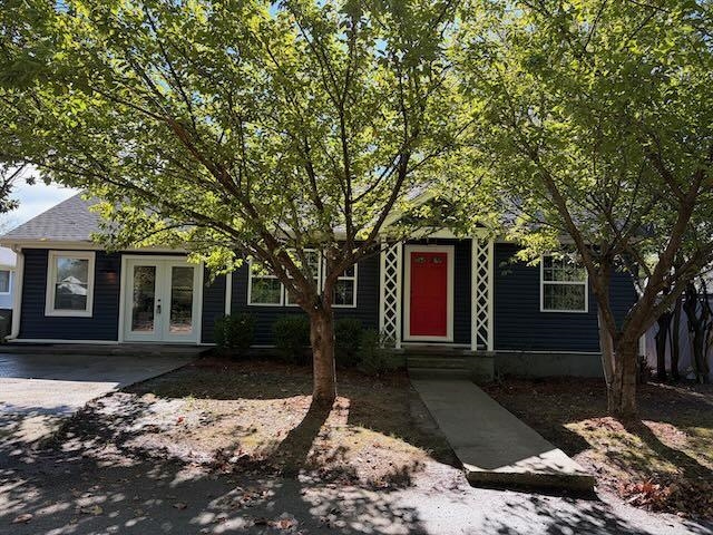 302 Jefferson Street — photo