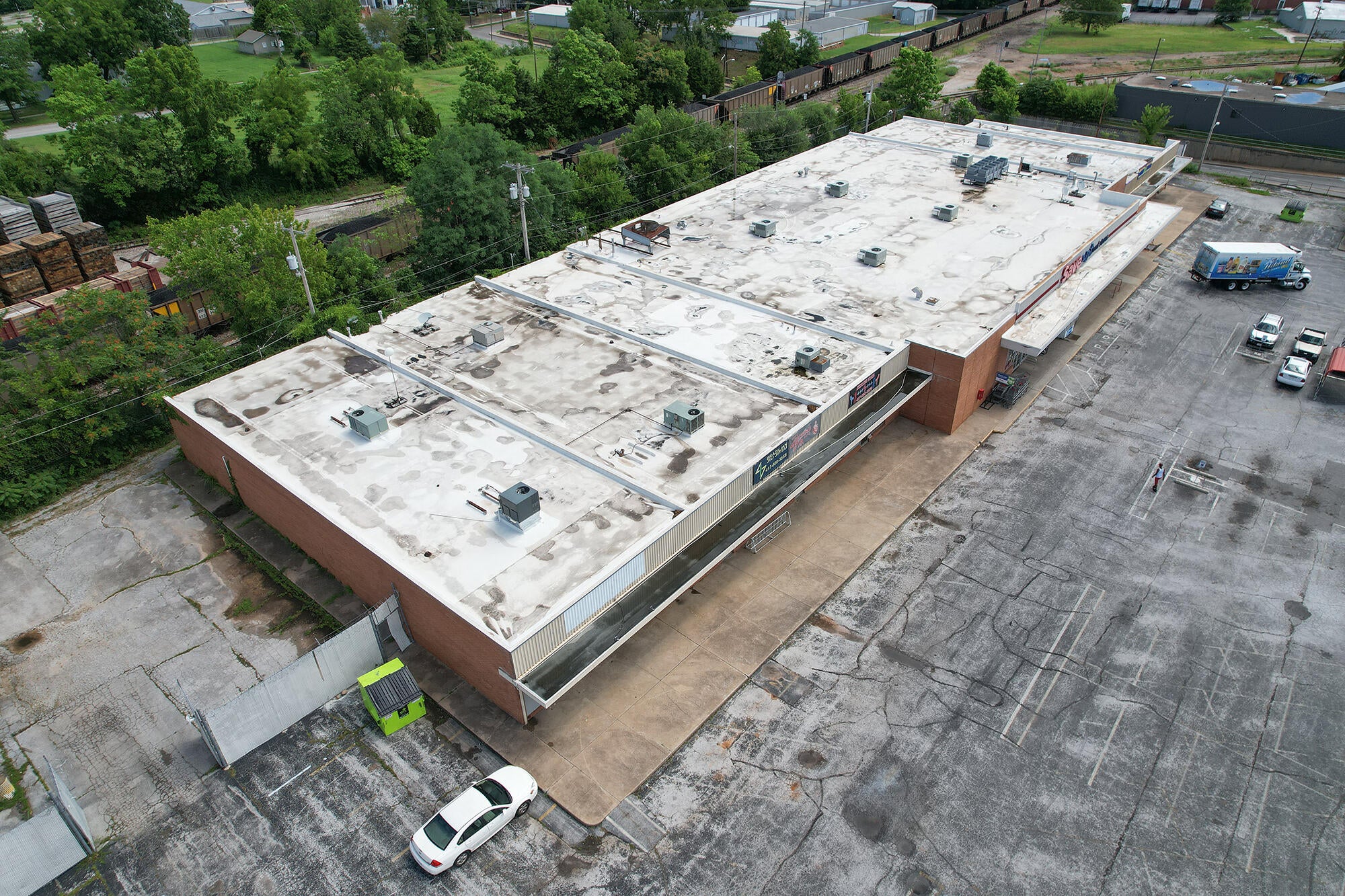 1075-1137 E Commercial Street — photo