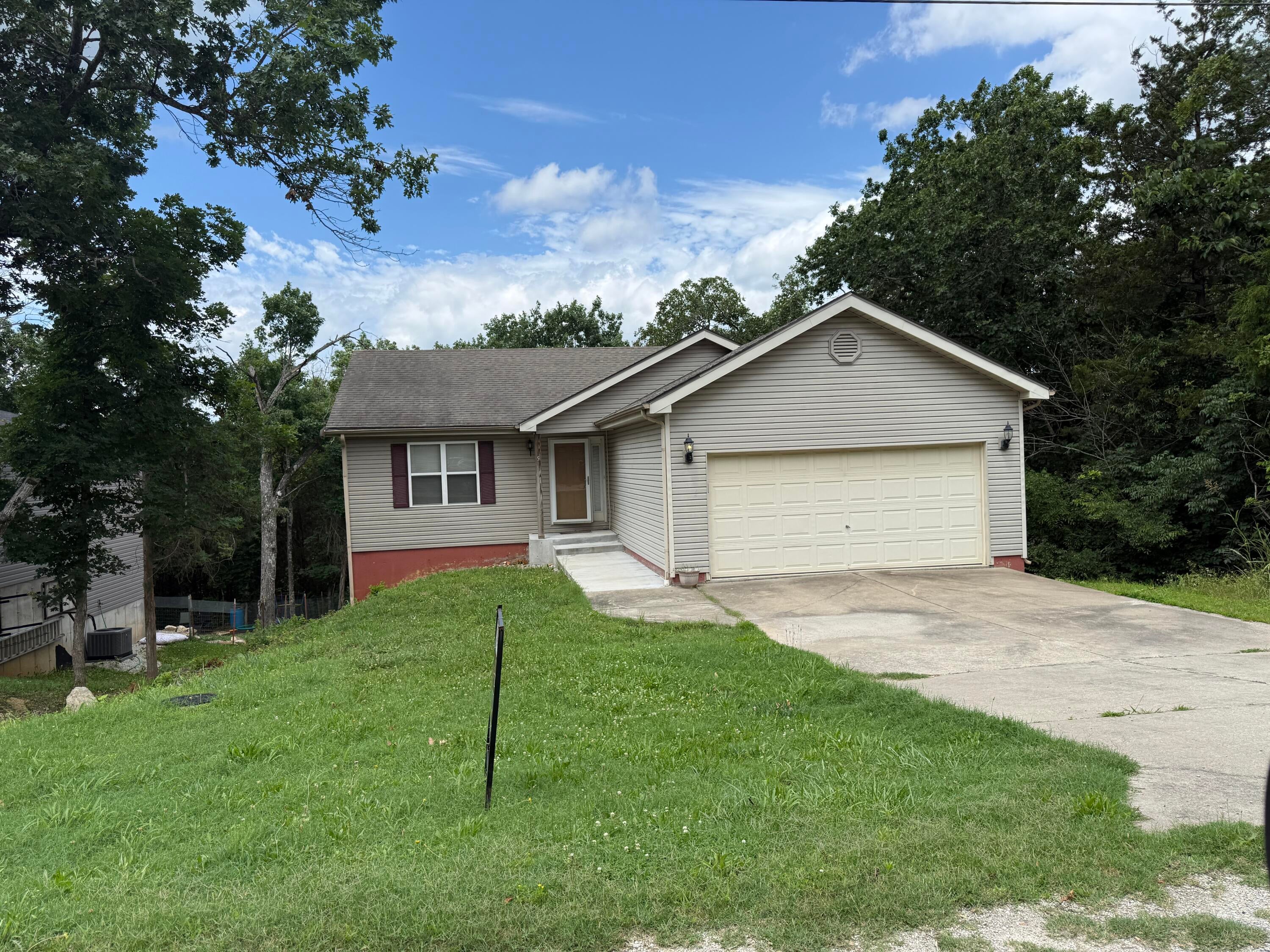 5058 Greenwood Drive — photo