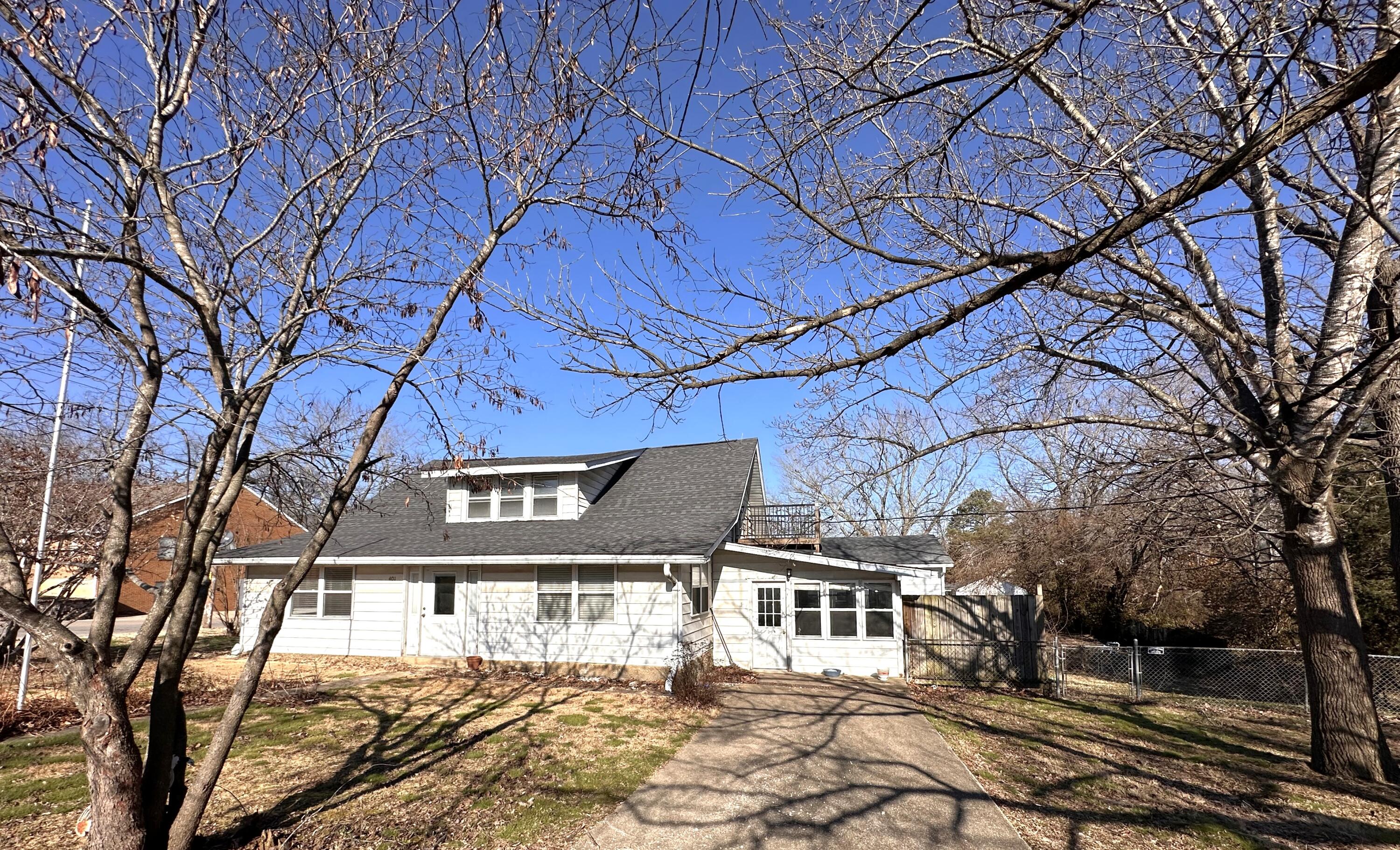 401 N Pine Street — photo