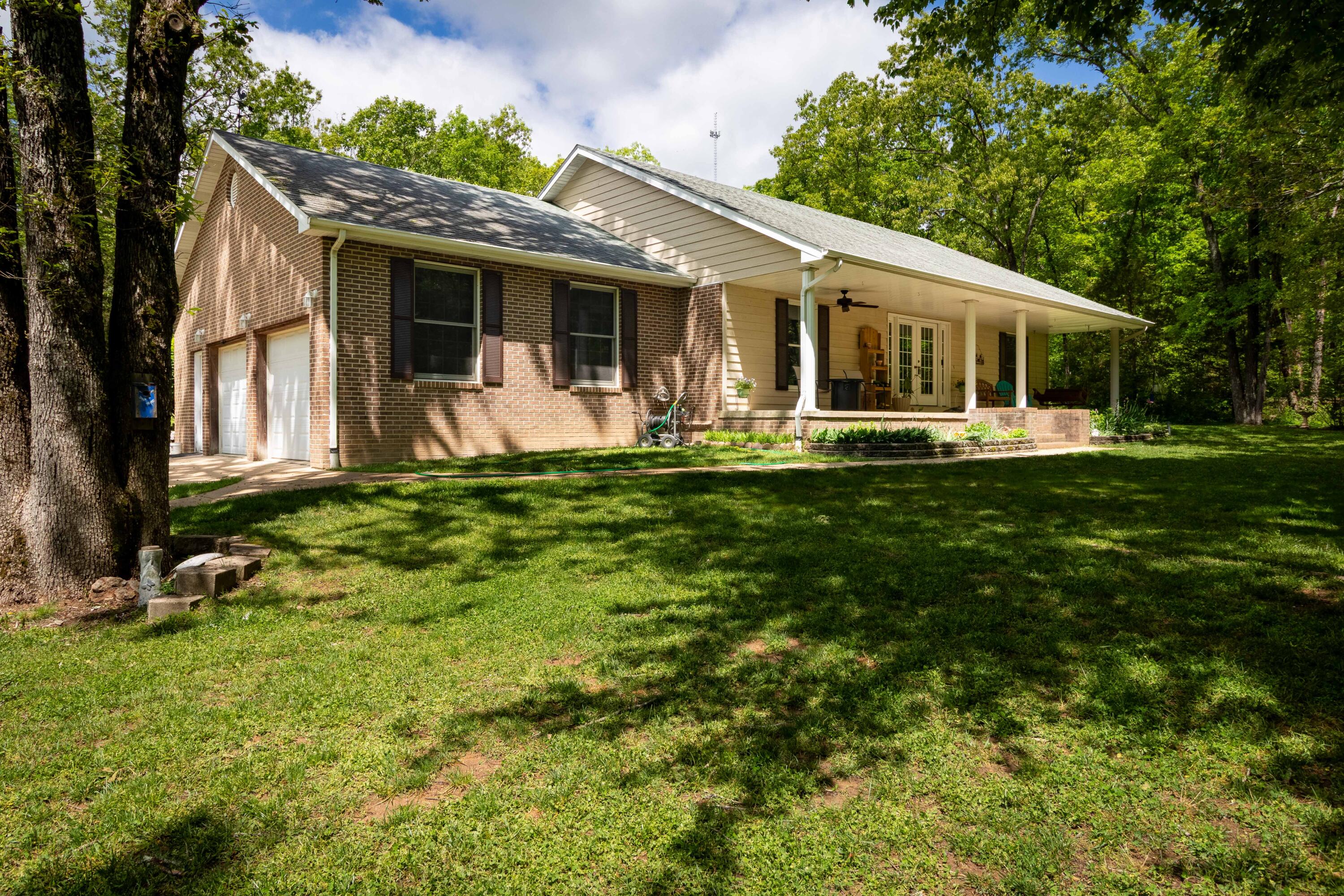 1219 County Road 6170 — photo