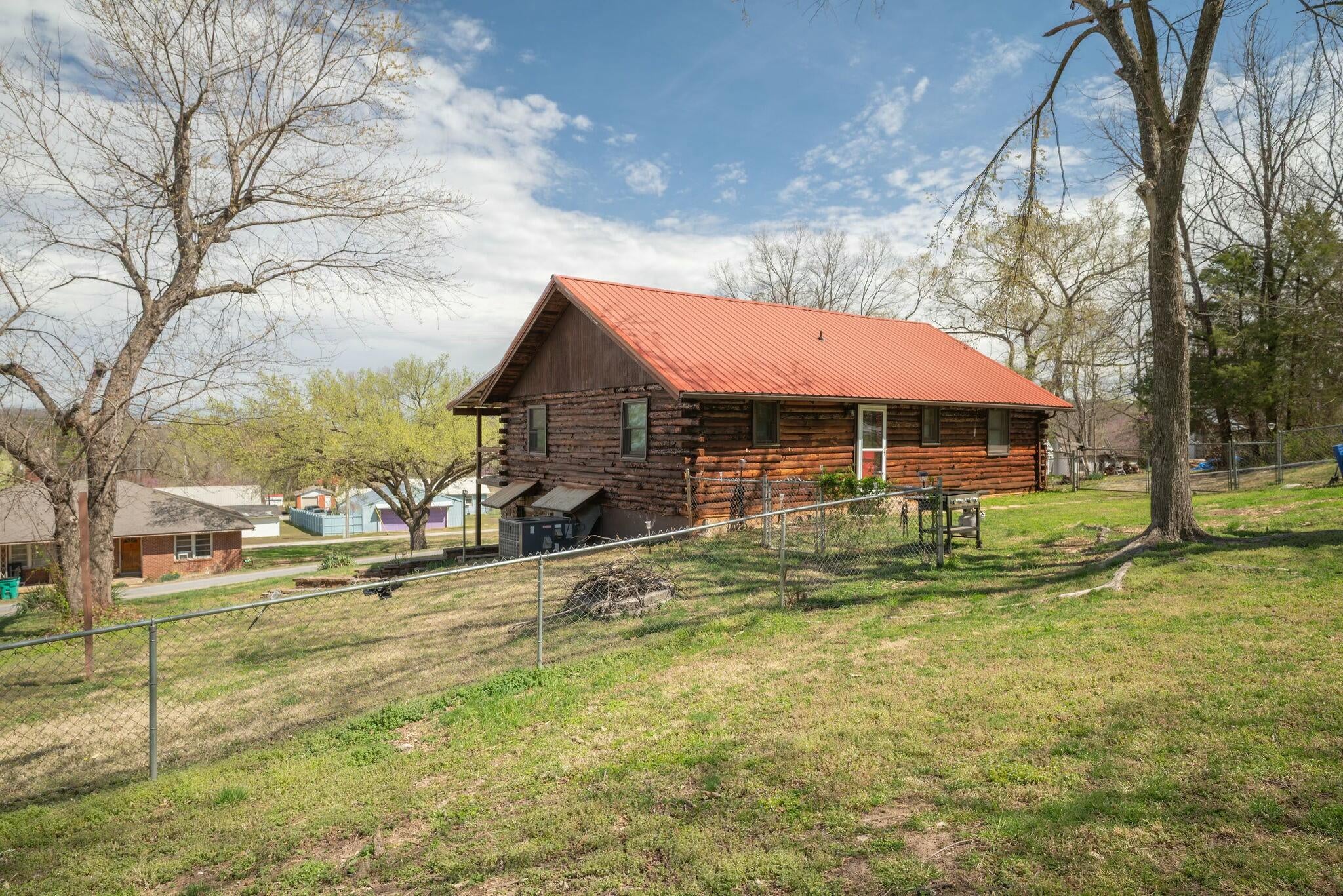 510 Kings Hwy — photo