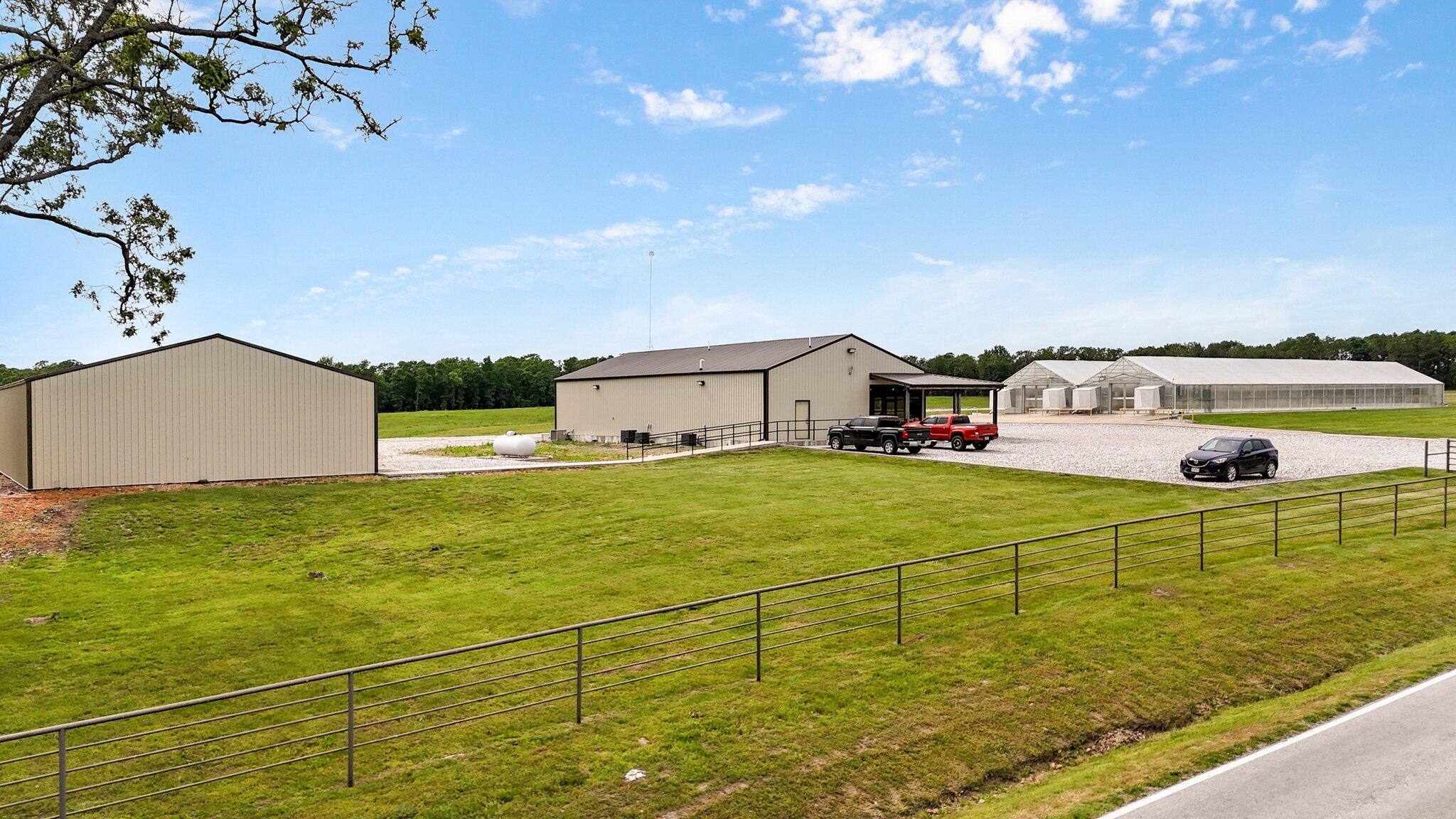 21713 Highway Pp — photo