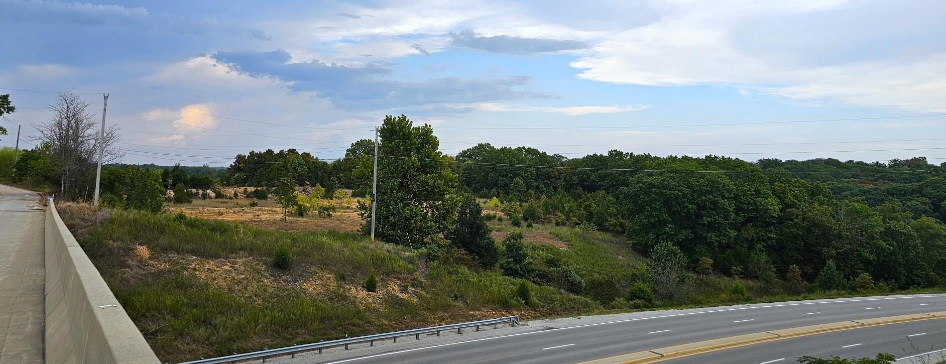 000 Armadillo Ln. — photo