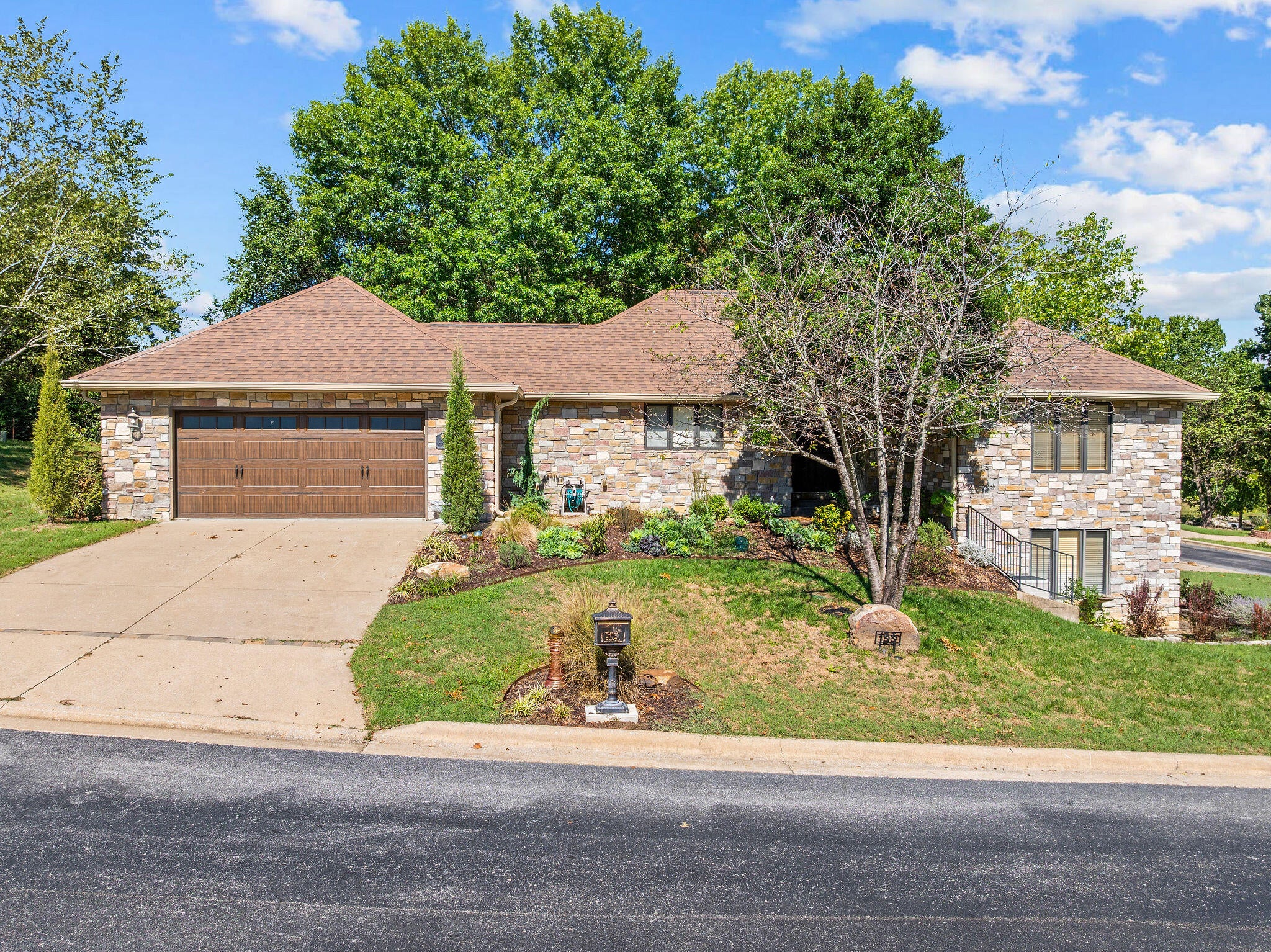 133 Regent Drive — photo