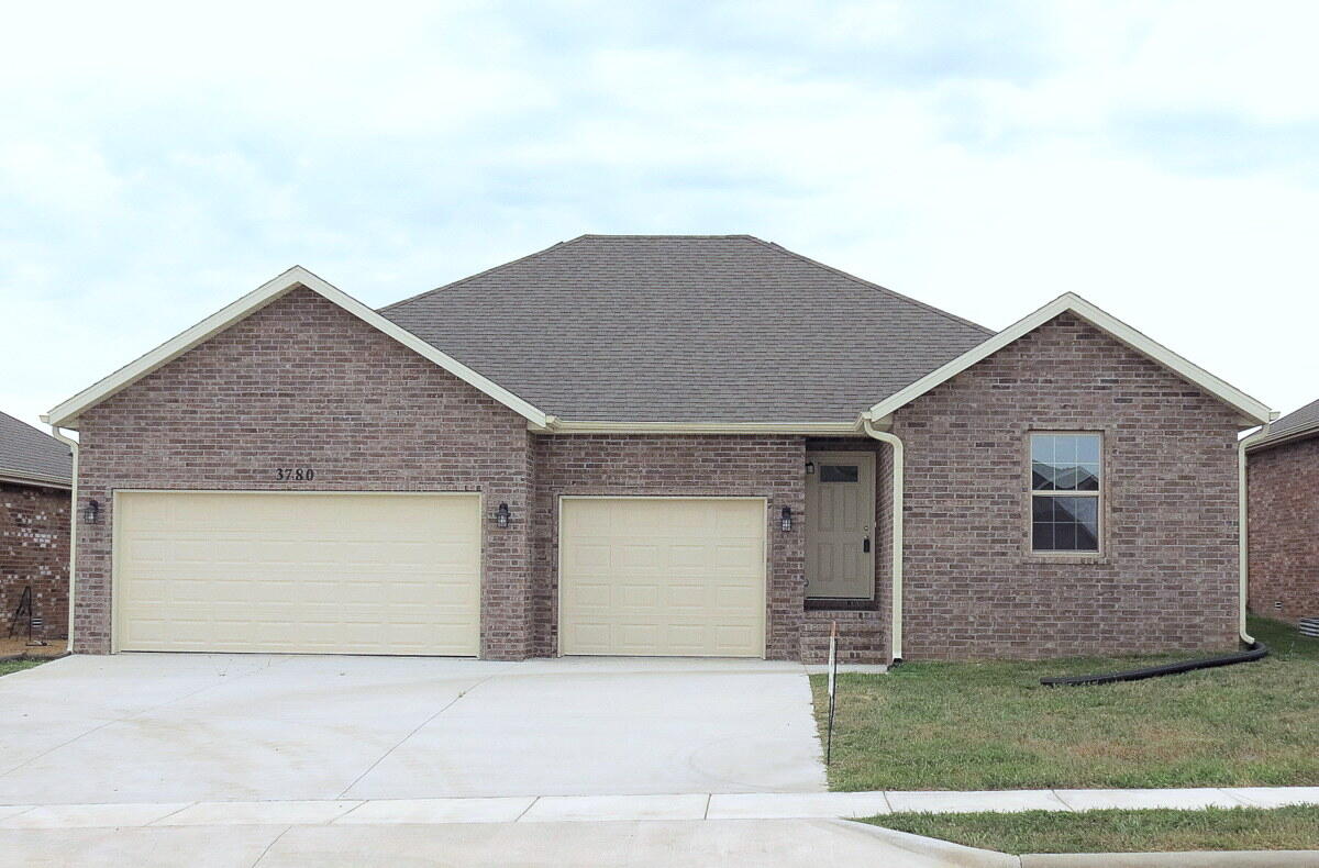 3780 W Riley Street — photo
