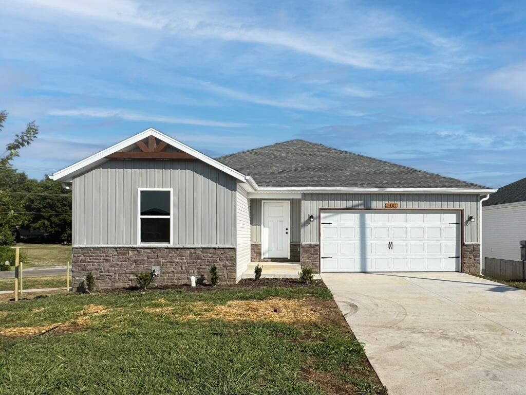 1401 S Barnard Way — photo