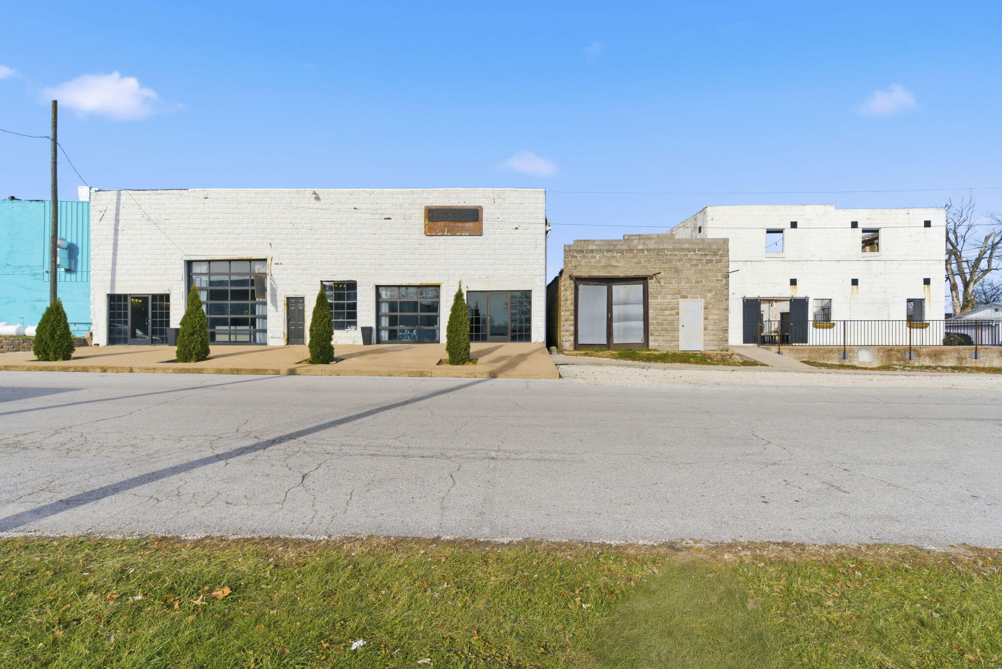 203 E Commercial Street — photo