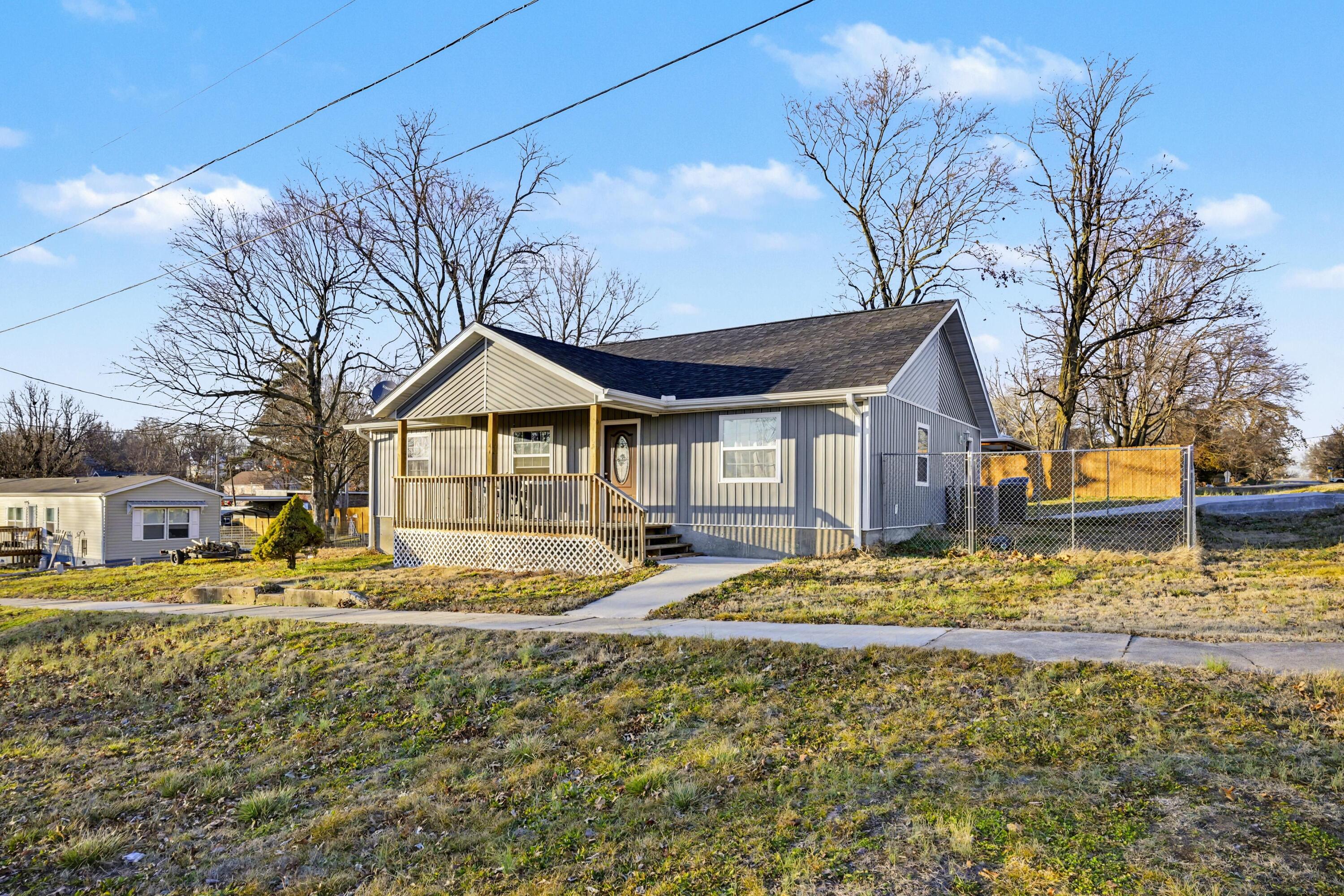301 N Myrtle Street — photo