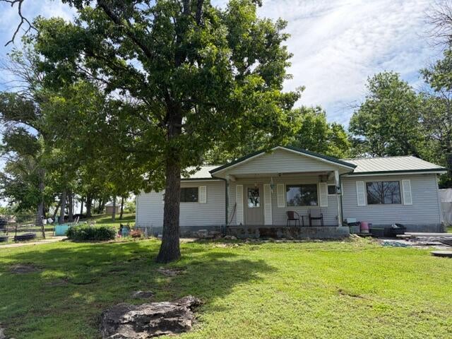 26876 Farm Rd 1170 — photo