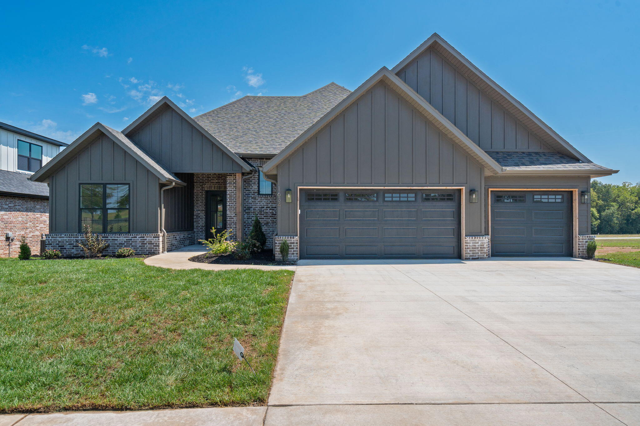1634 S Pinecone Path, Springfield, MO 65809 — photo 2