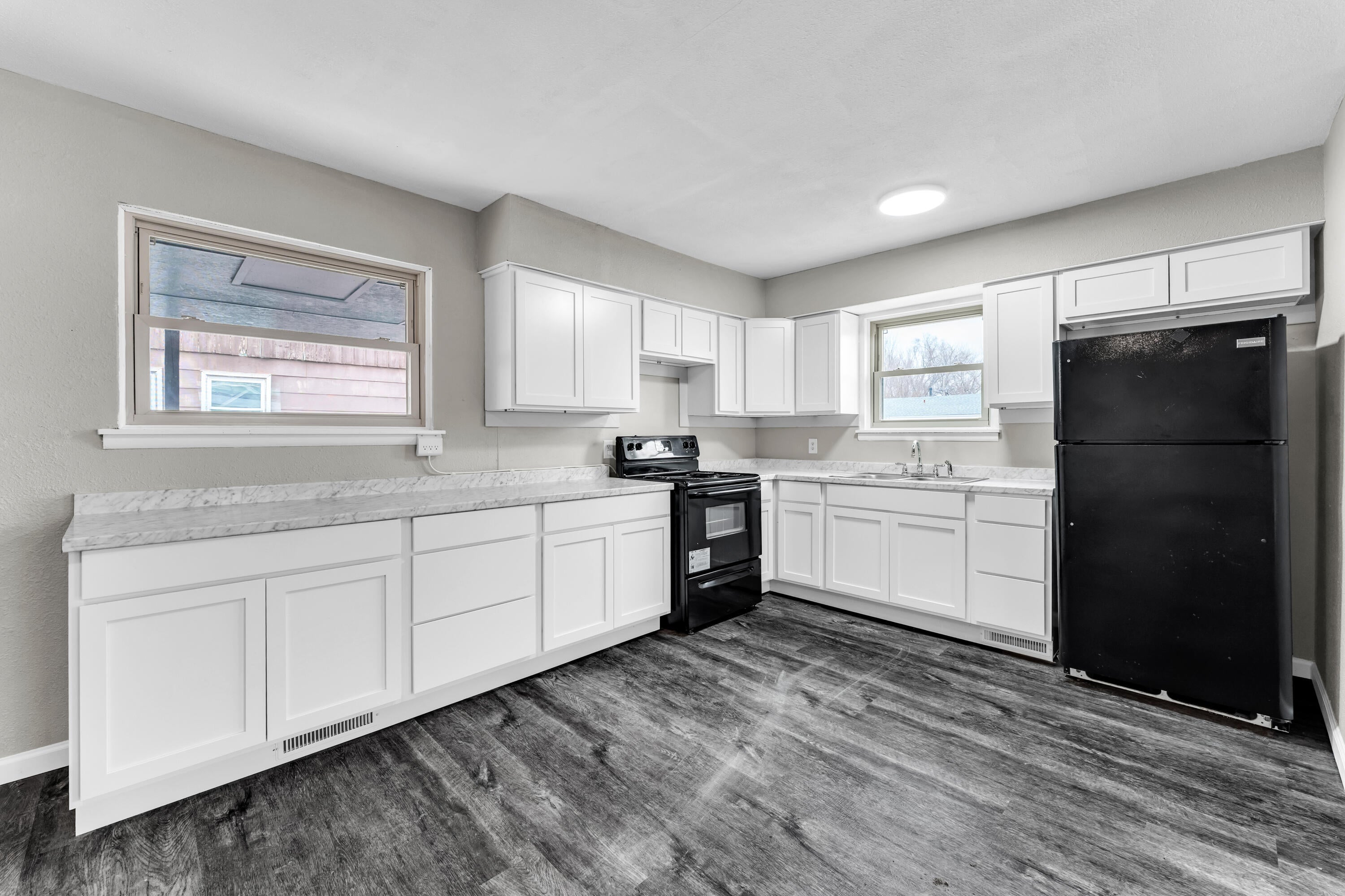 1500 W Hamilton Street — photo