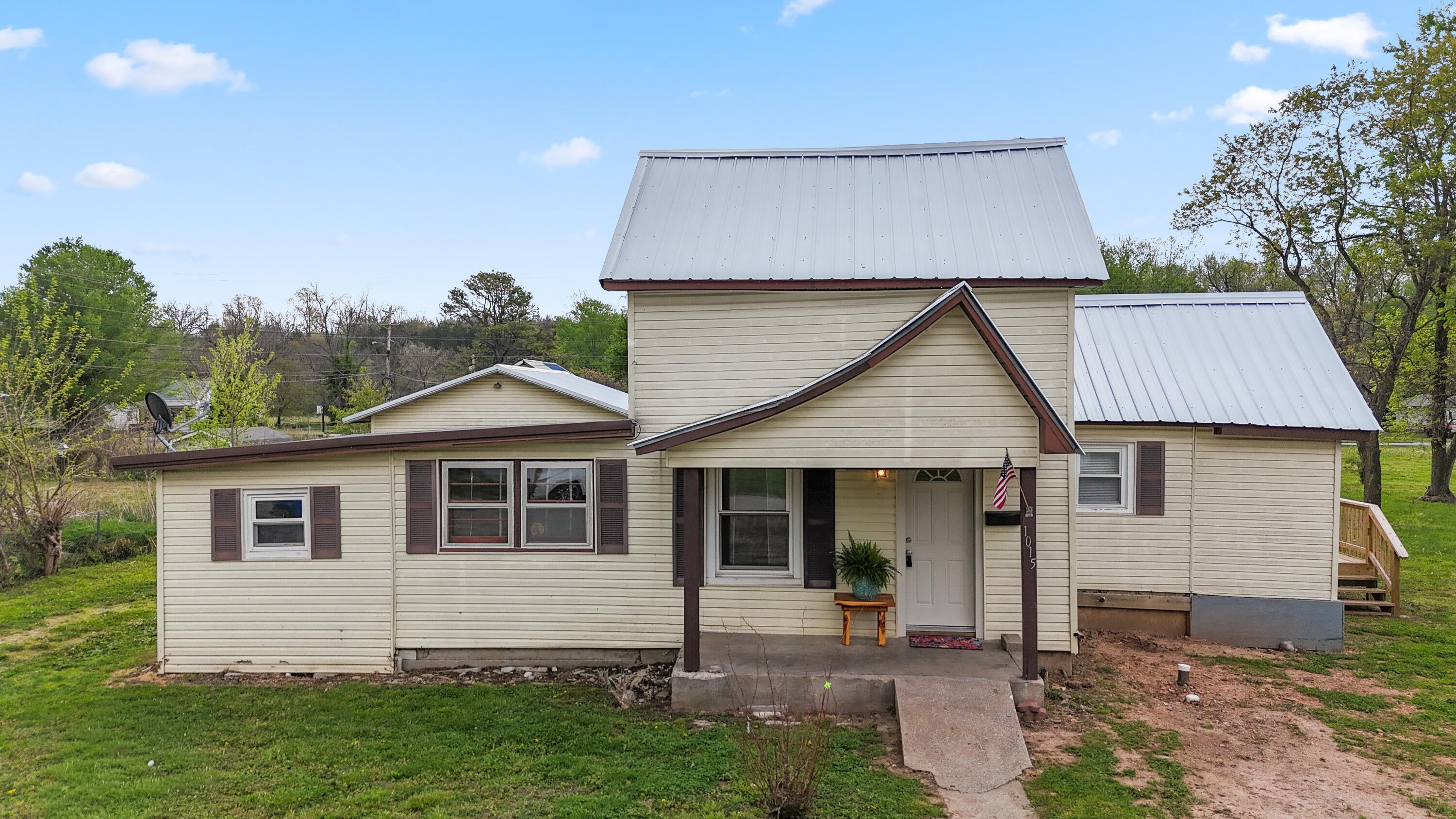 1015 Harold Street — photo