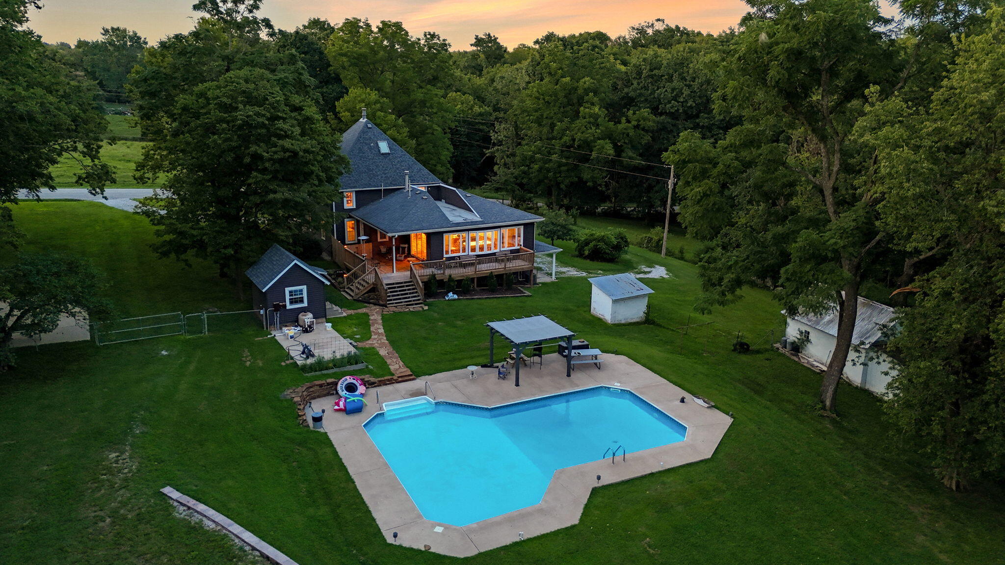3060 W Ellison Drive — photo
