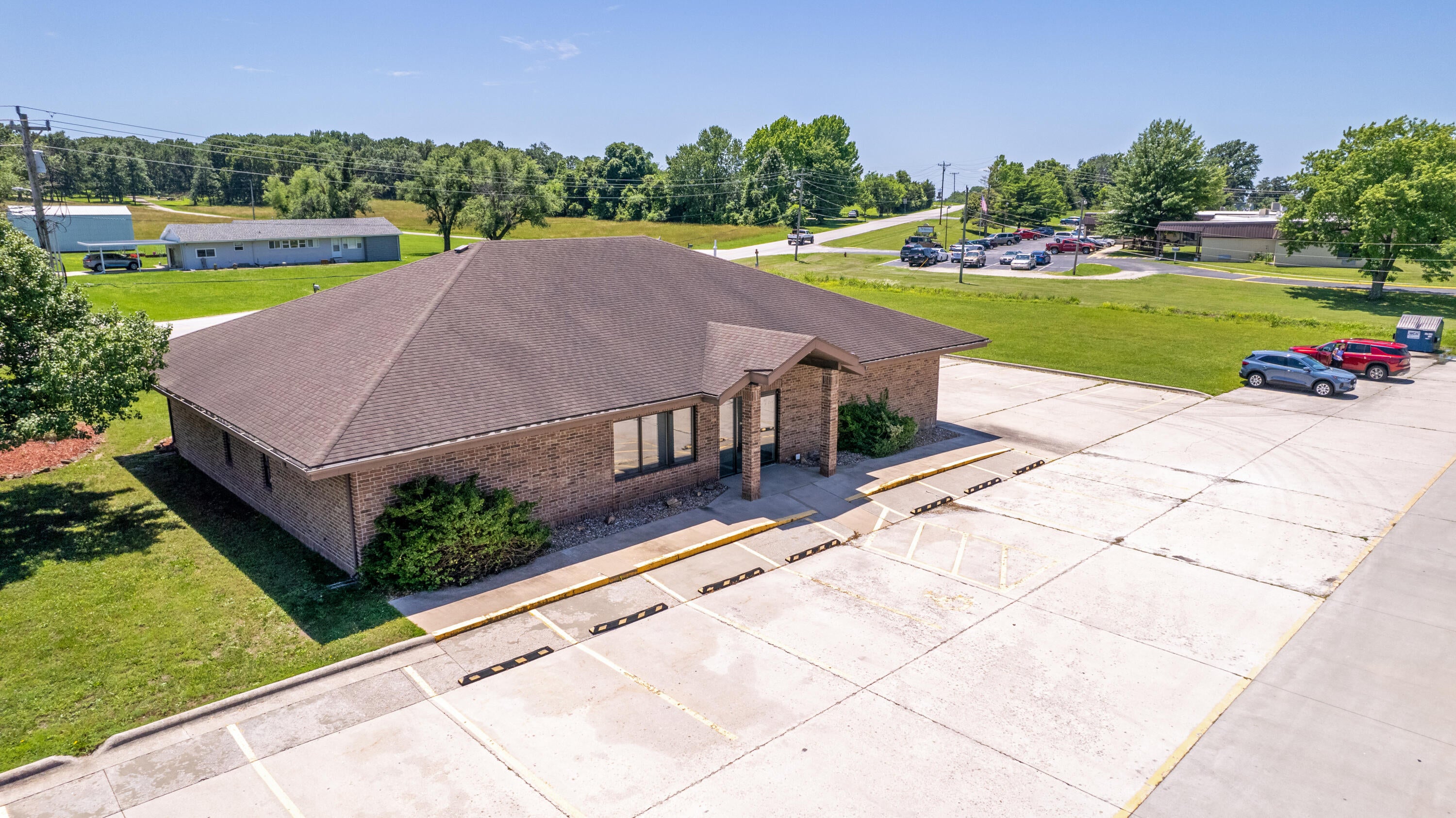 497 Pomme De Terre Drive — photo