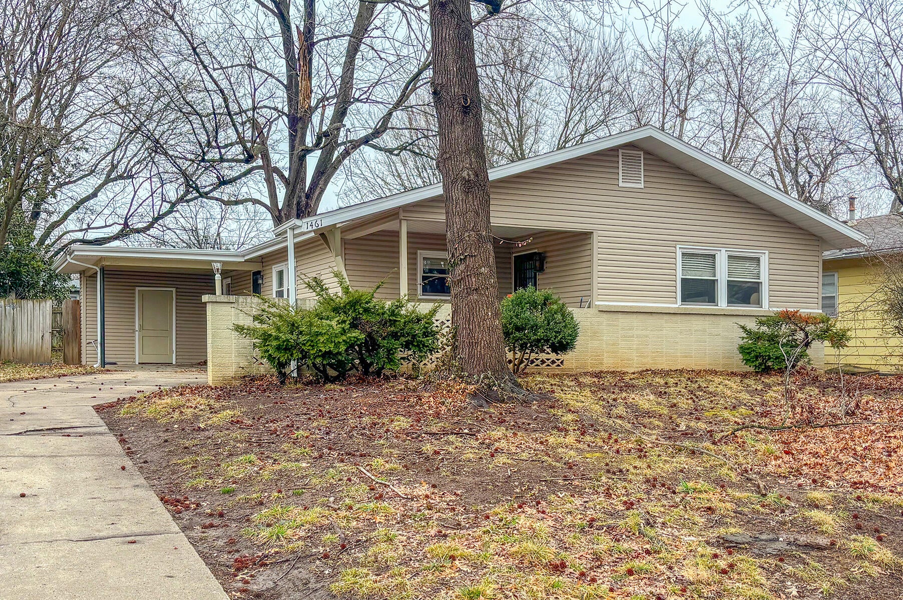 1461 E Berkeley Street — photo