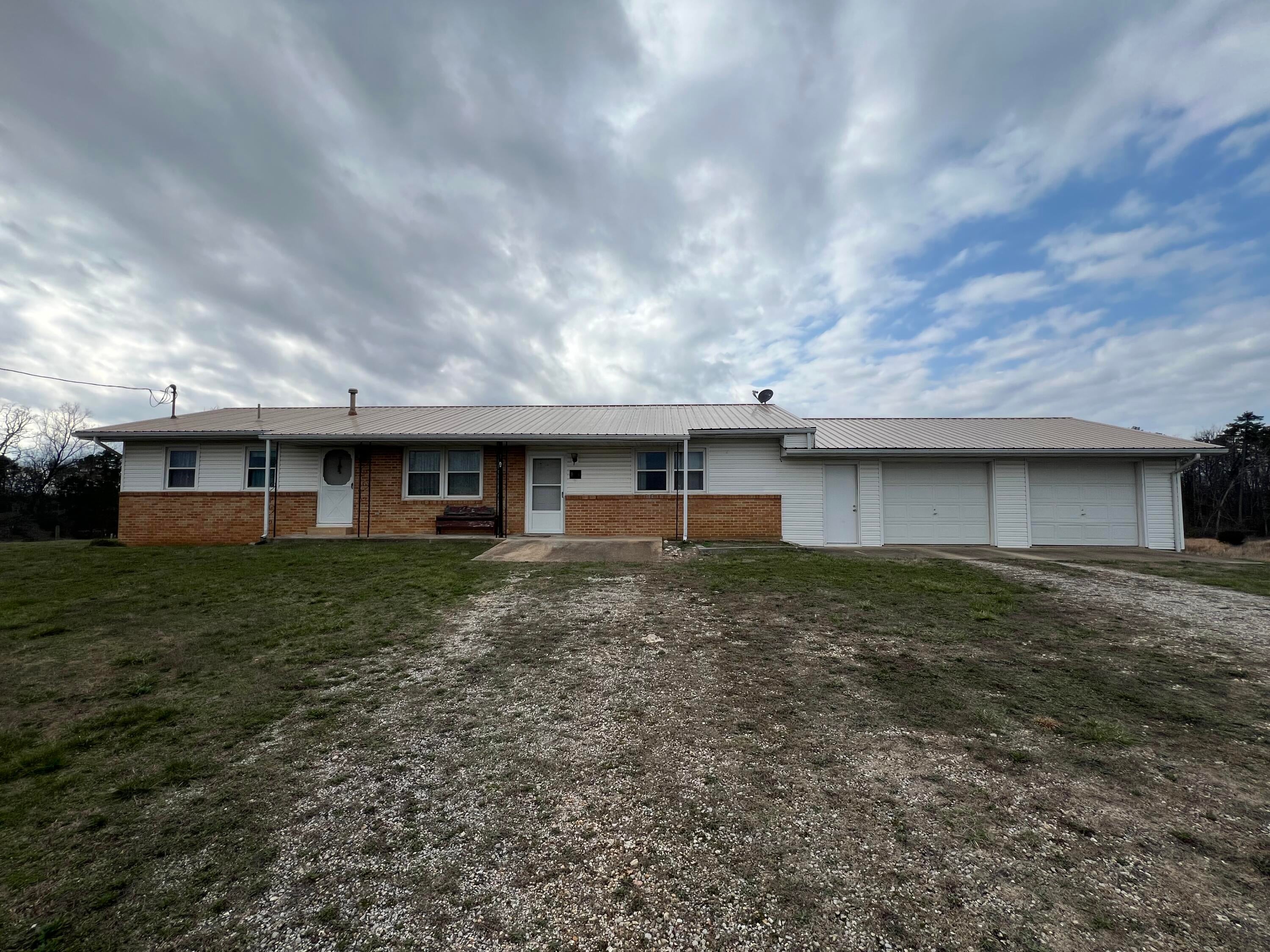 8103 County Road 455 — photo