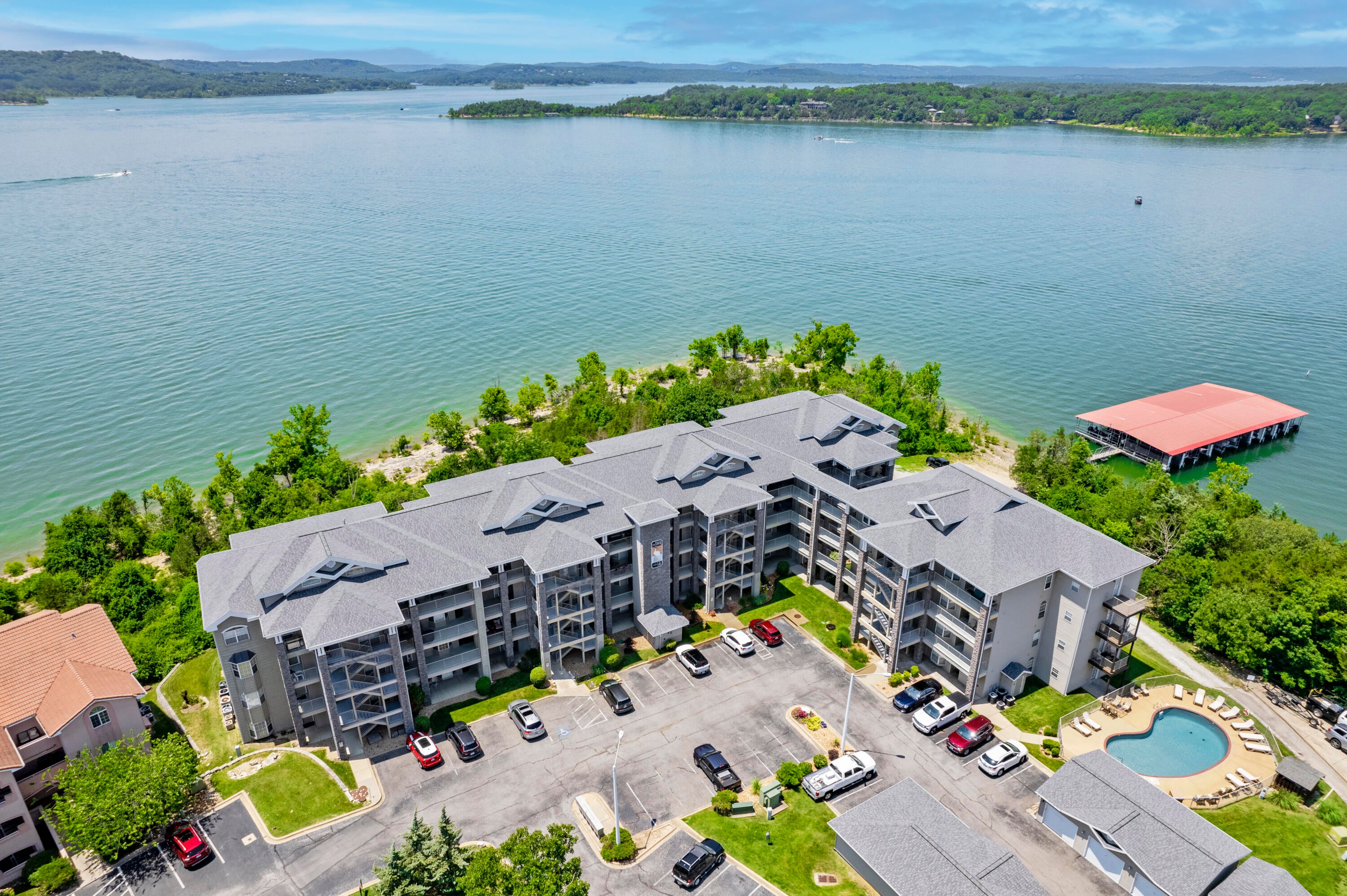 680 Emerald Pointe Drive 1 — photo