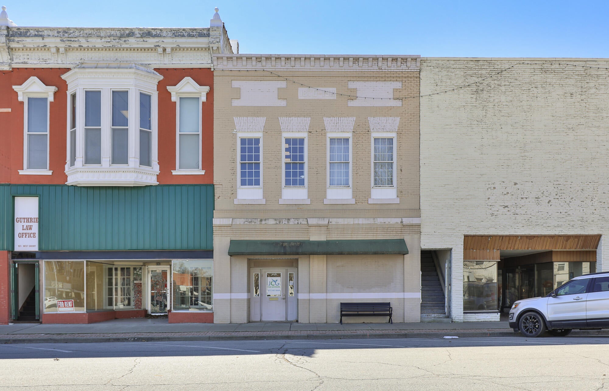 105 W Cherry Street — photo
