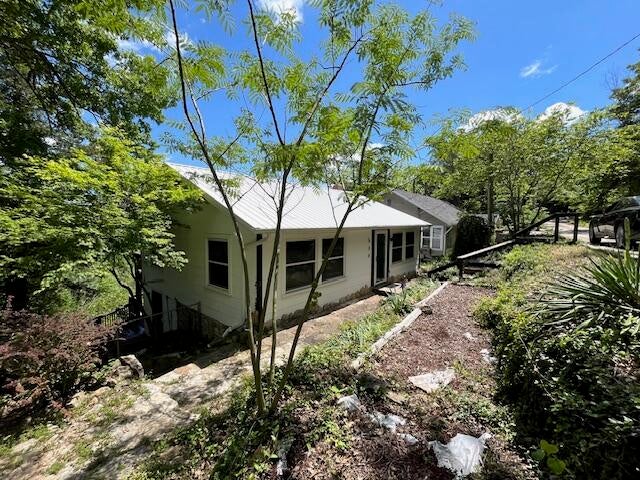 530 Taneycomo Hill Drive — photo