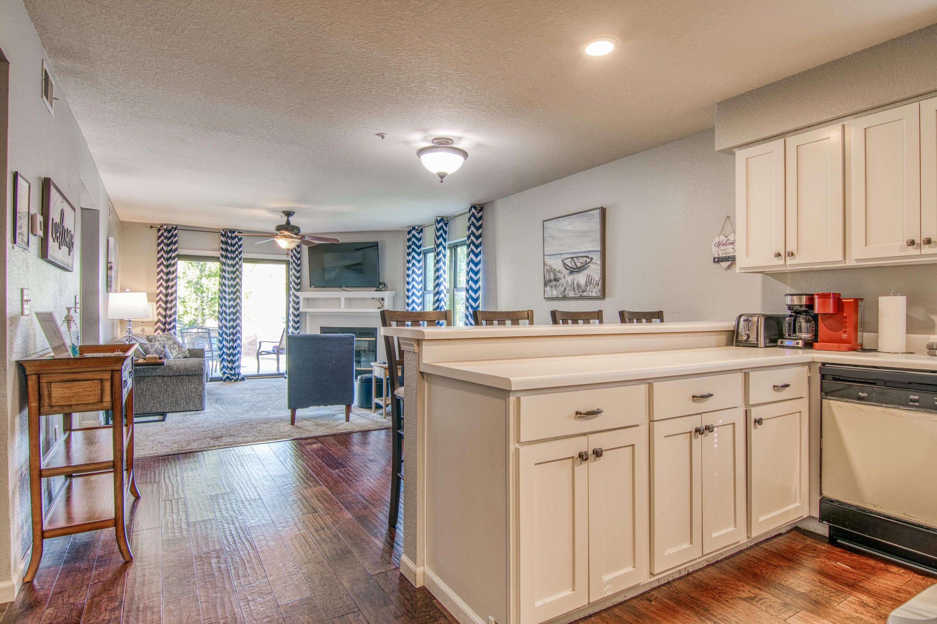 123 Bunker Ridge Drive 4 — photo