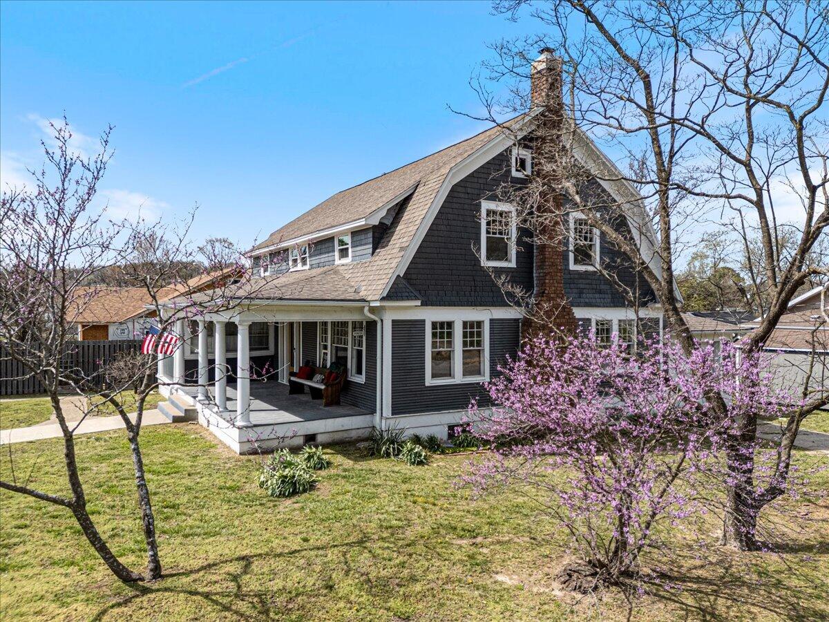 307 E Beaver Street — photo