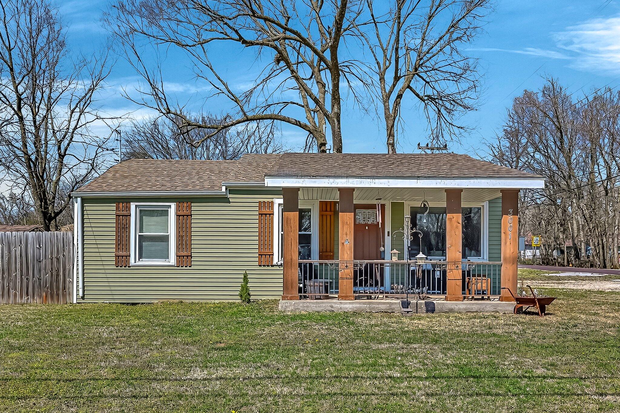 3001 W Mount Vernon Street — photo