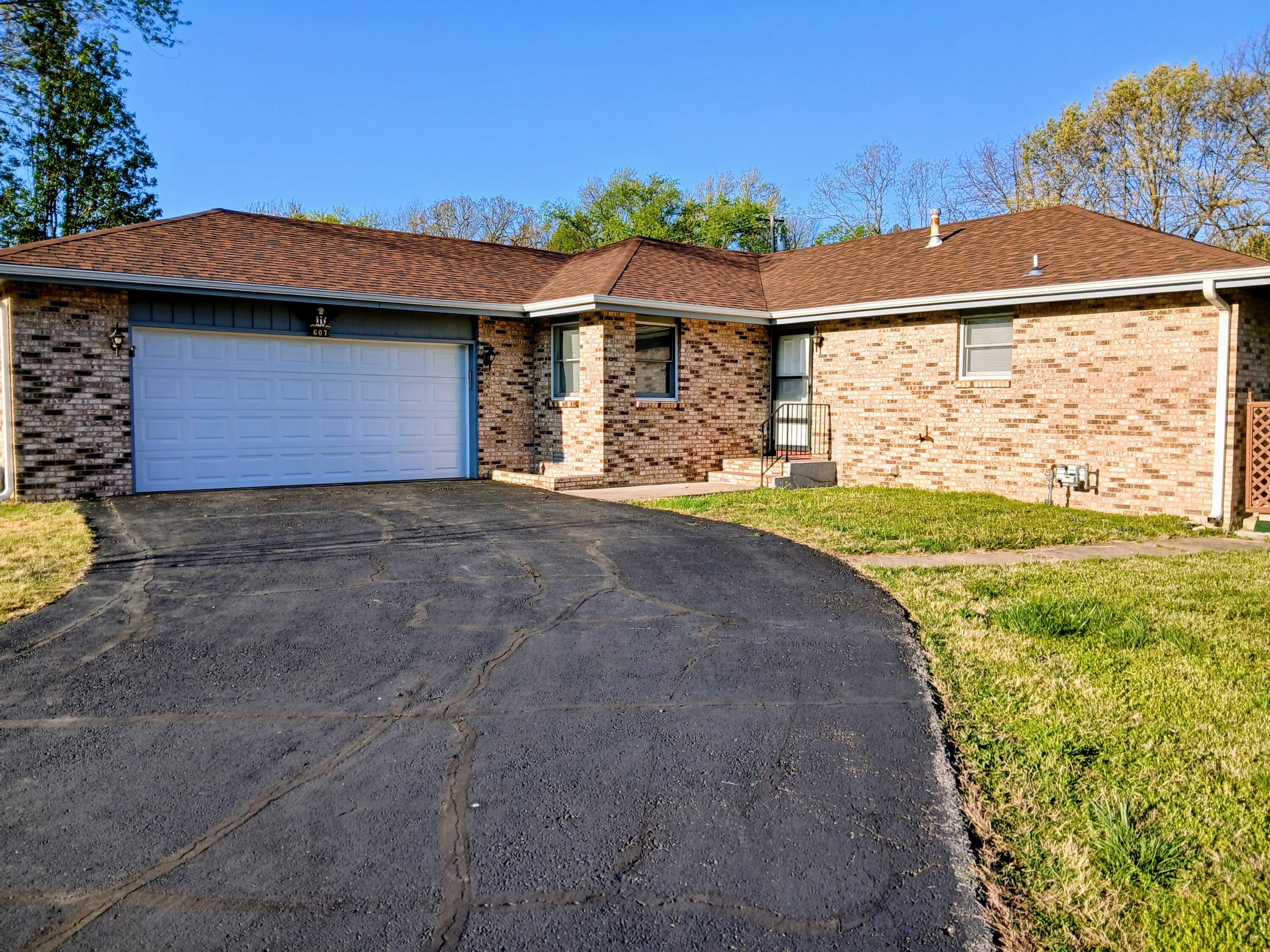 607 Terrace Drive — photo