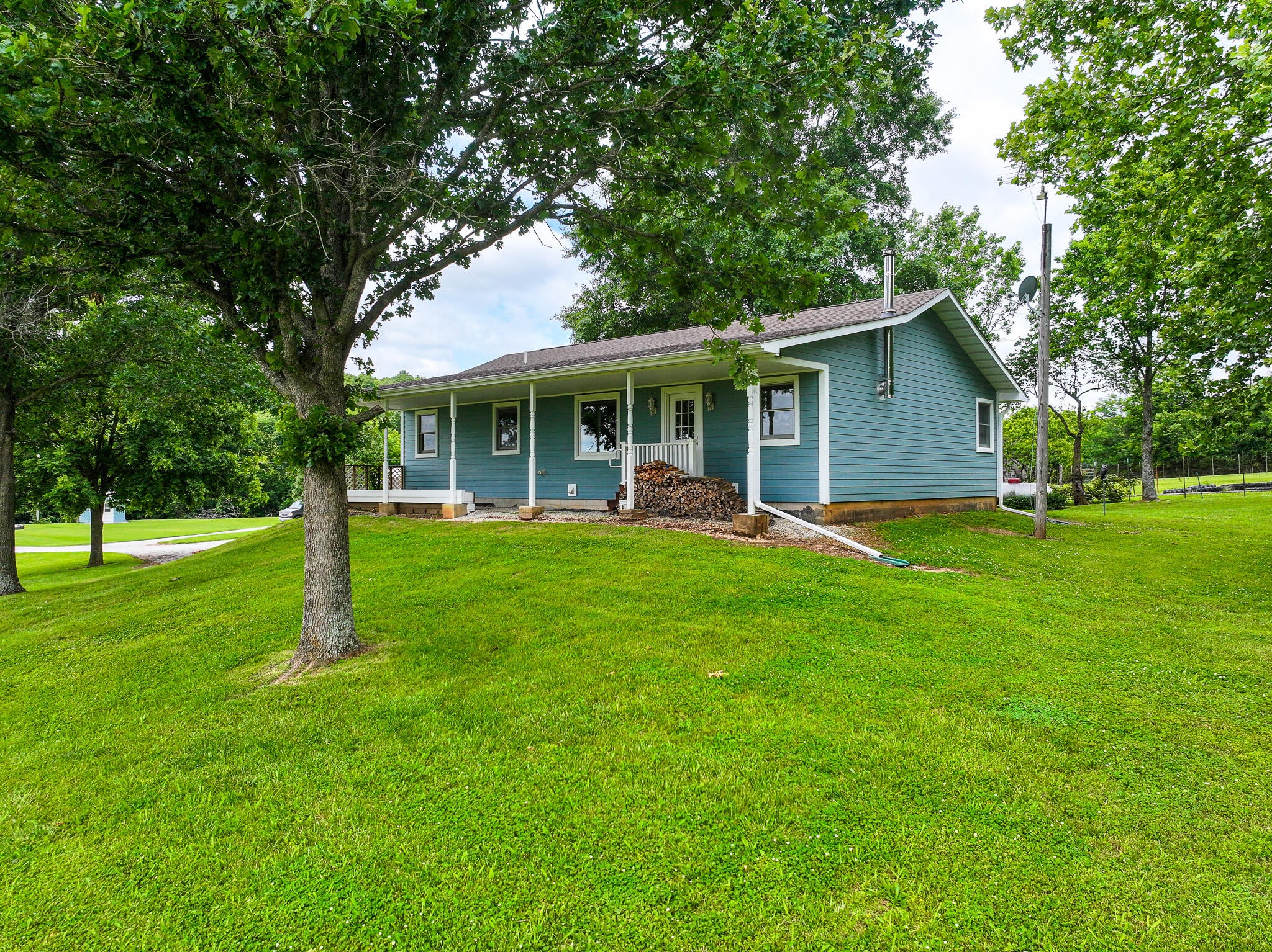 5855 SE 981 Pvt Rd Road — photo