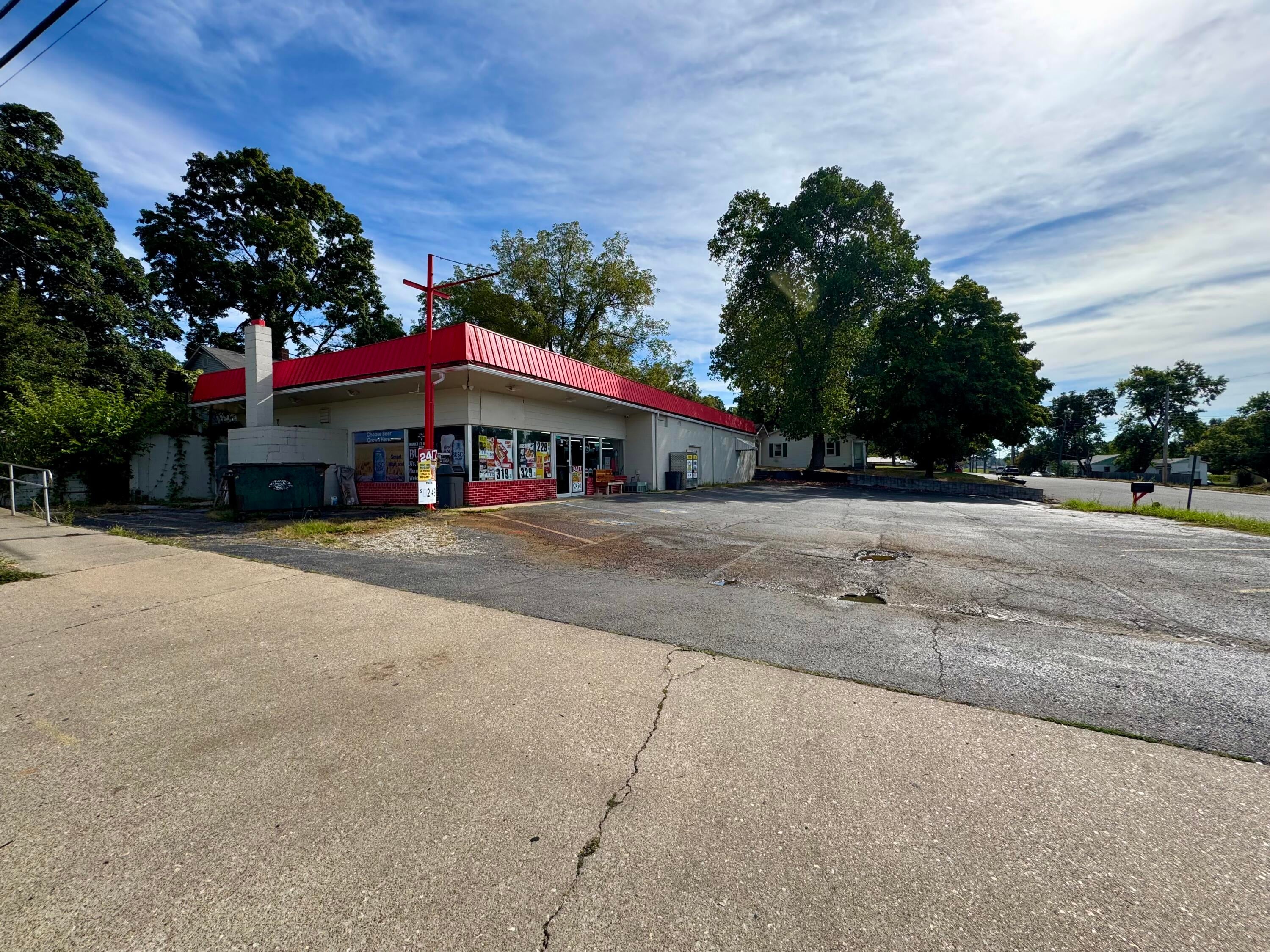 804 Saint Louis Street — photo