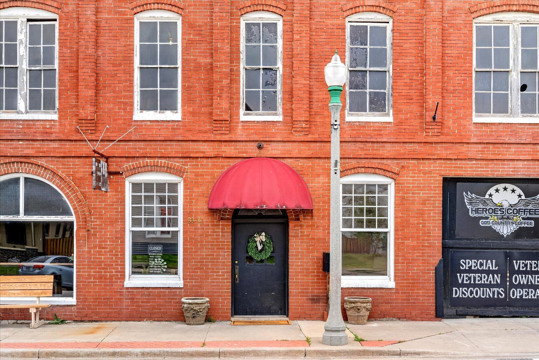 33 W Olive Street — photo