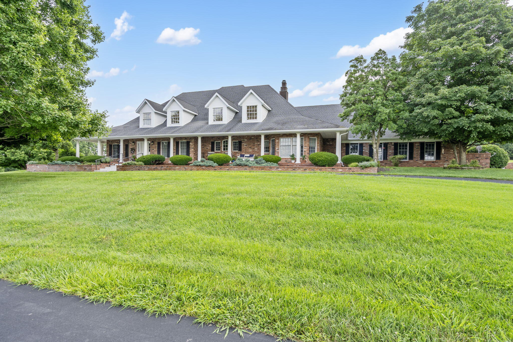 4671 E Beaux Creek Lane — photo