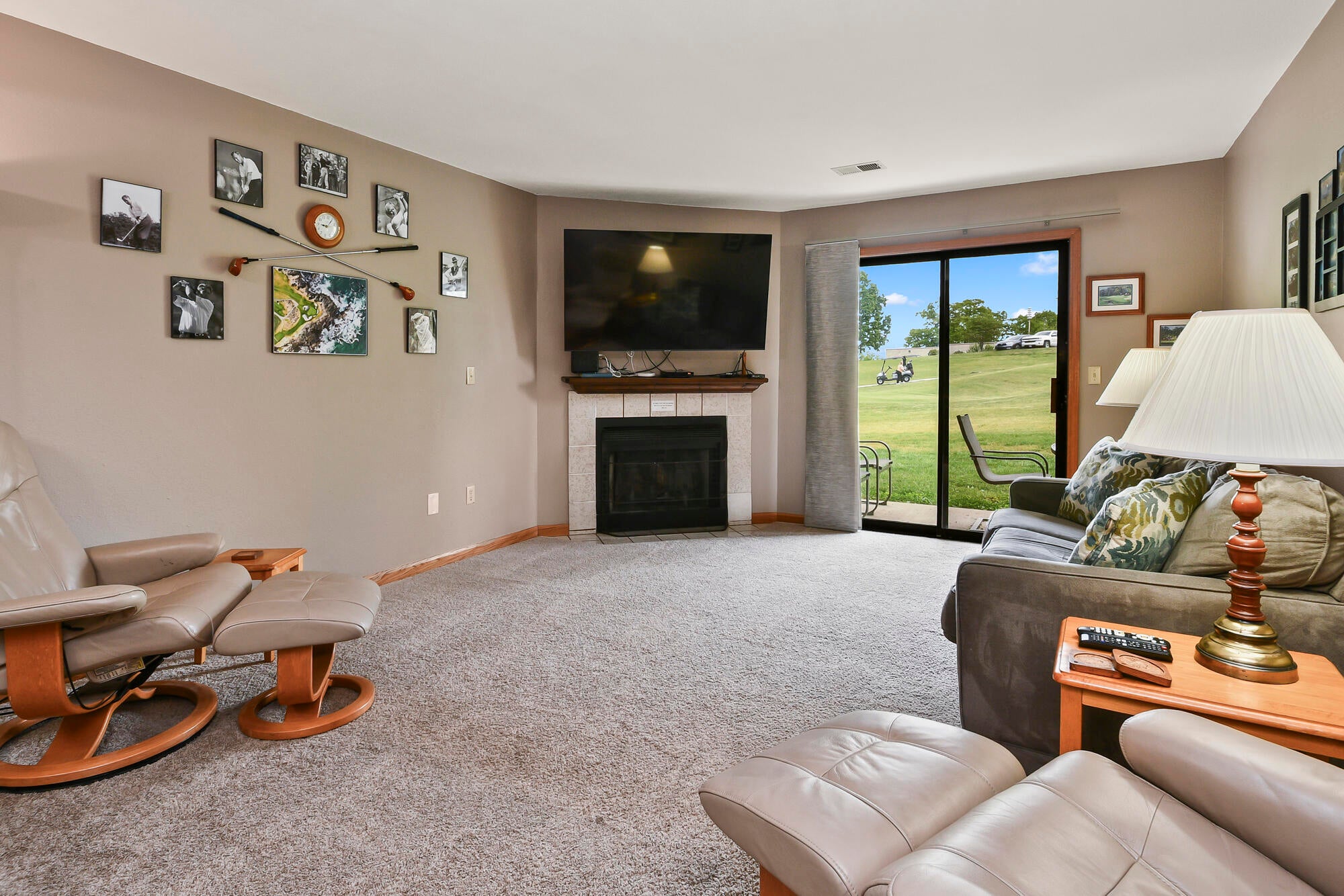 267 Bunker Ridge Drive 6 — photo