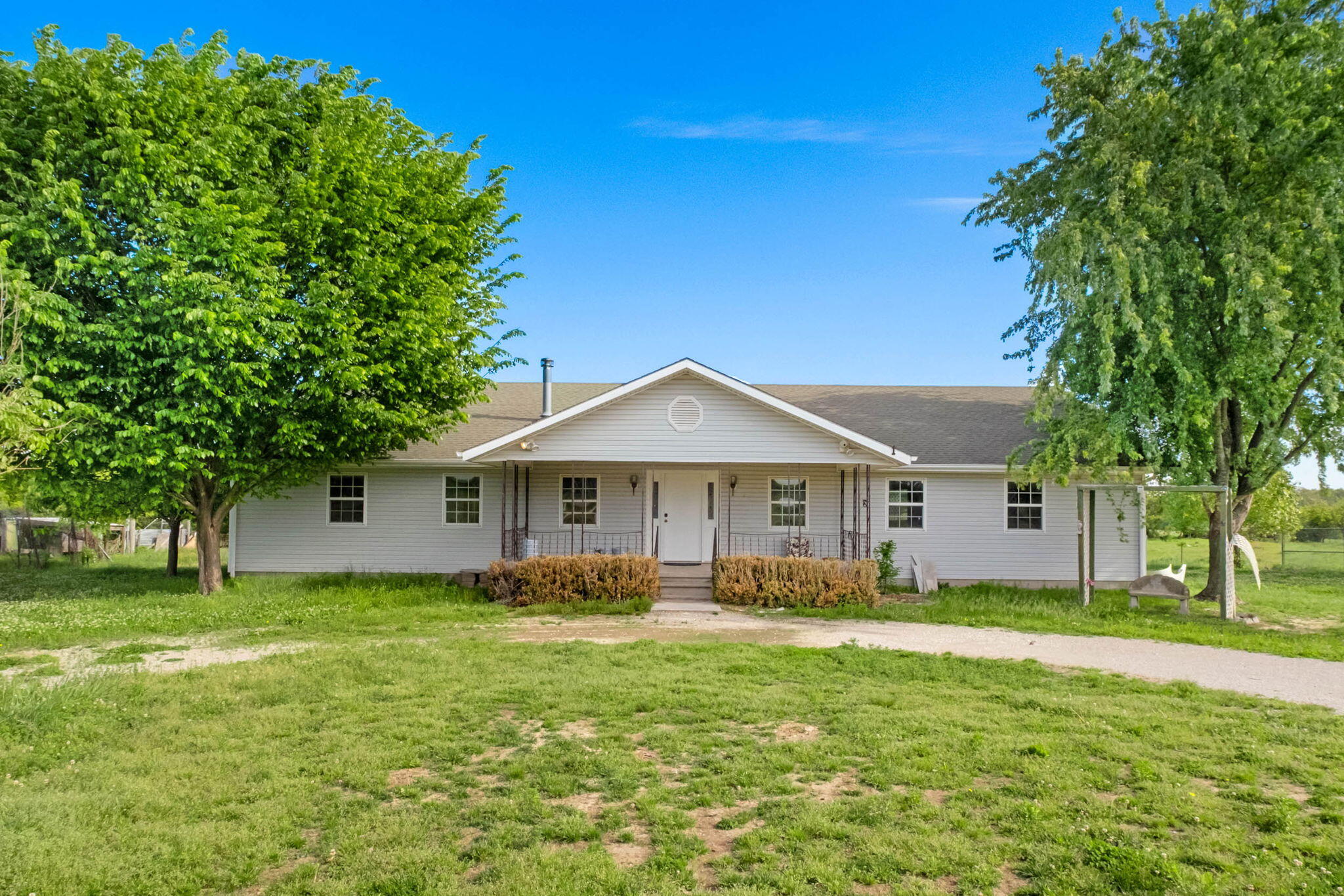 727 Banner Road — photo