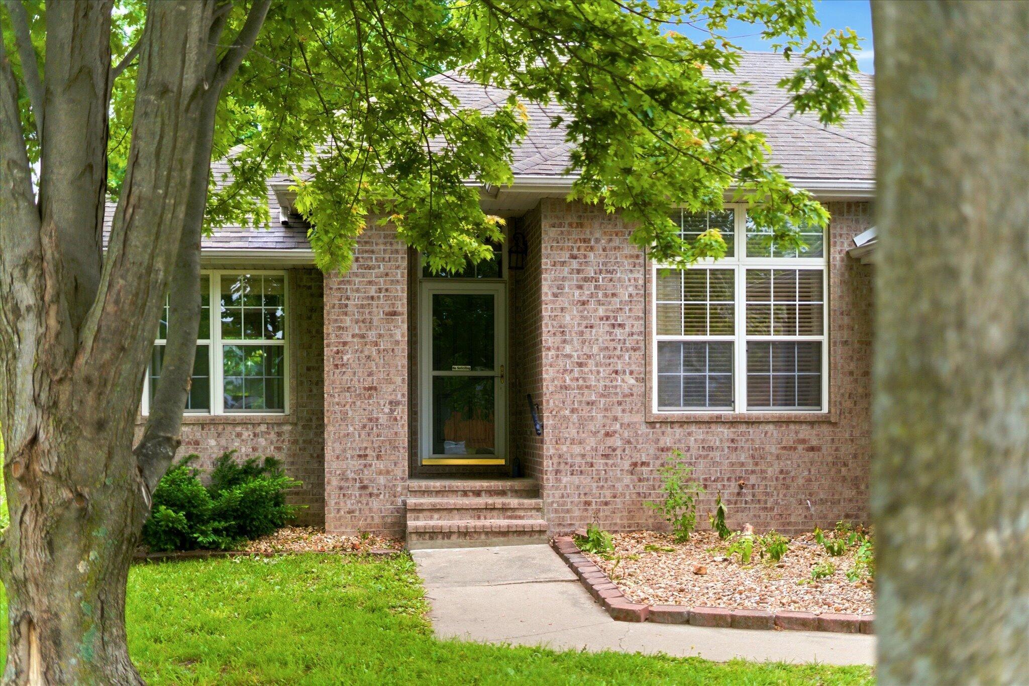 502 S Pepperhill Drive — photo