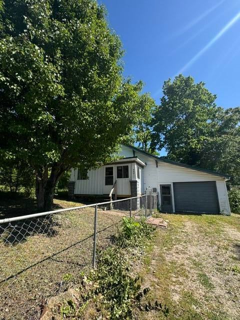 309 E Webster Avenue — photo