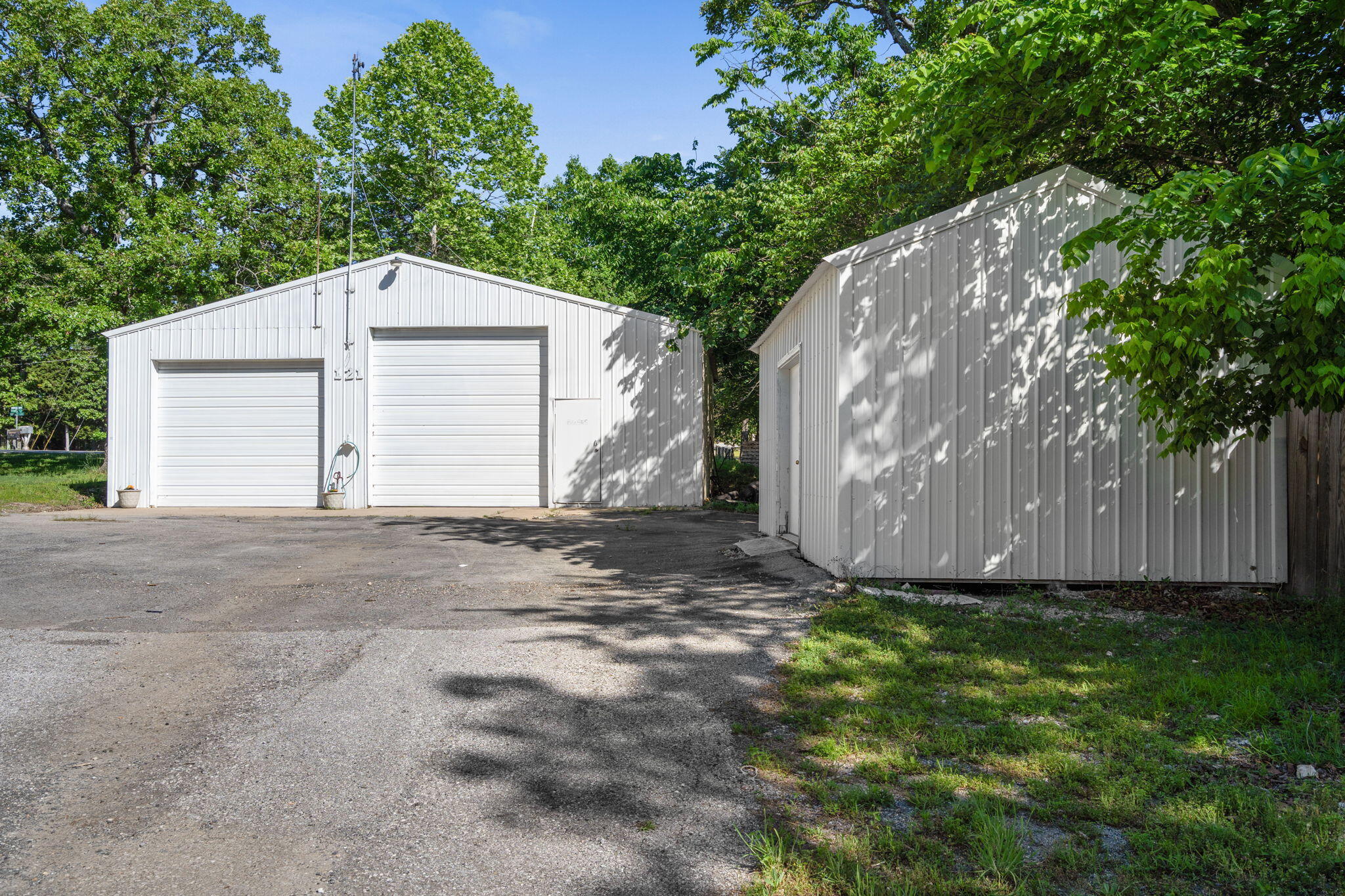 121 Forest Lane — photo