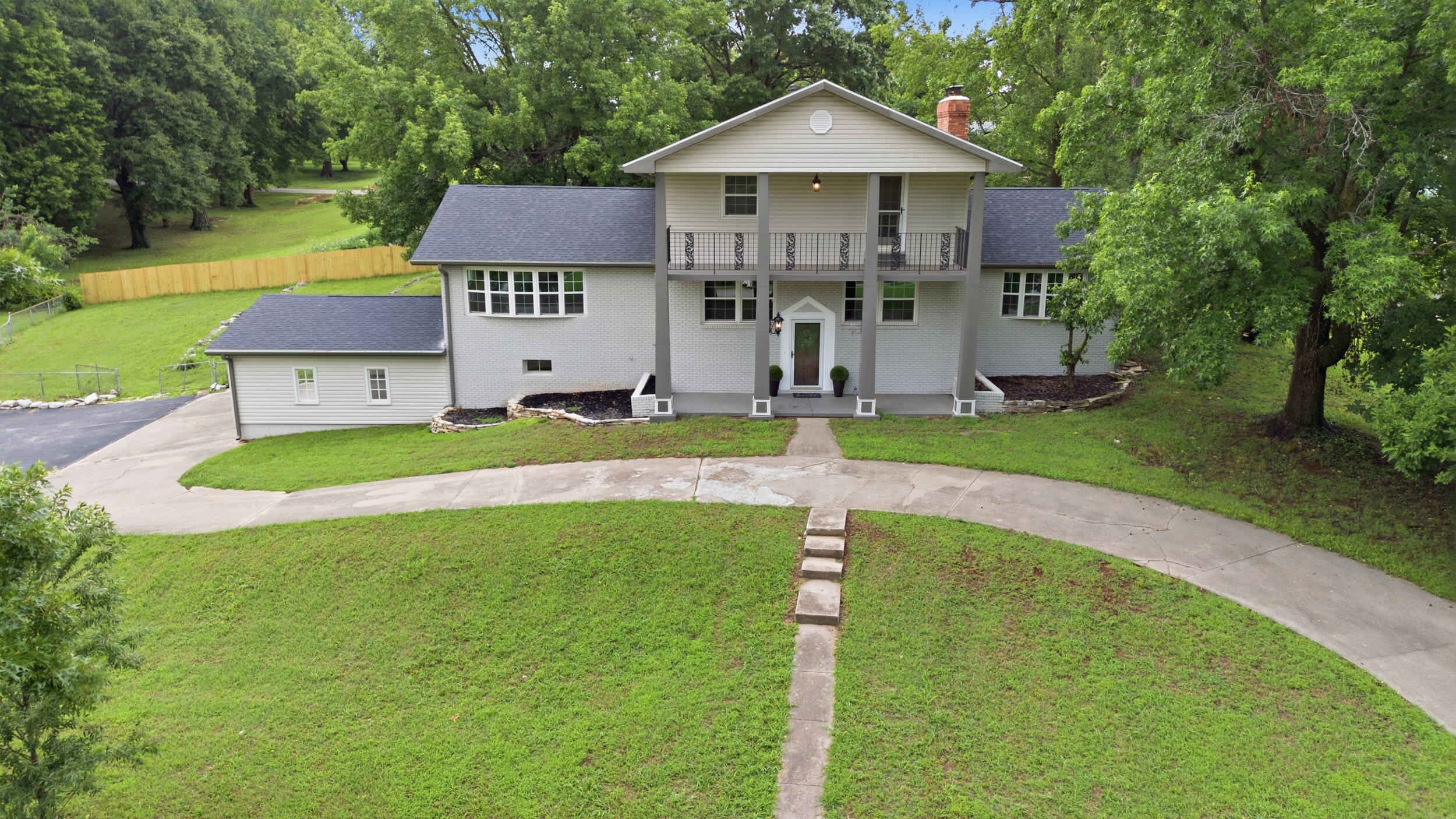 2829 W Ellison Drive — photo