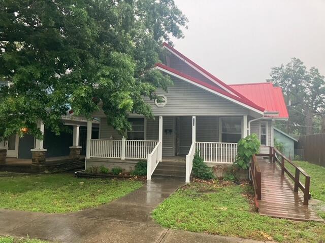 113 W Hickory Street — photo